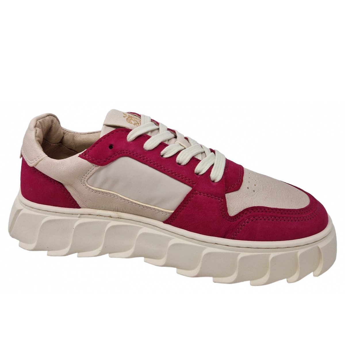 Apple of Eden Sneaker