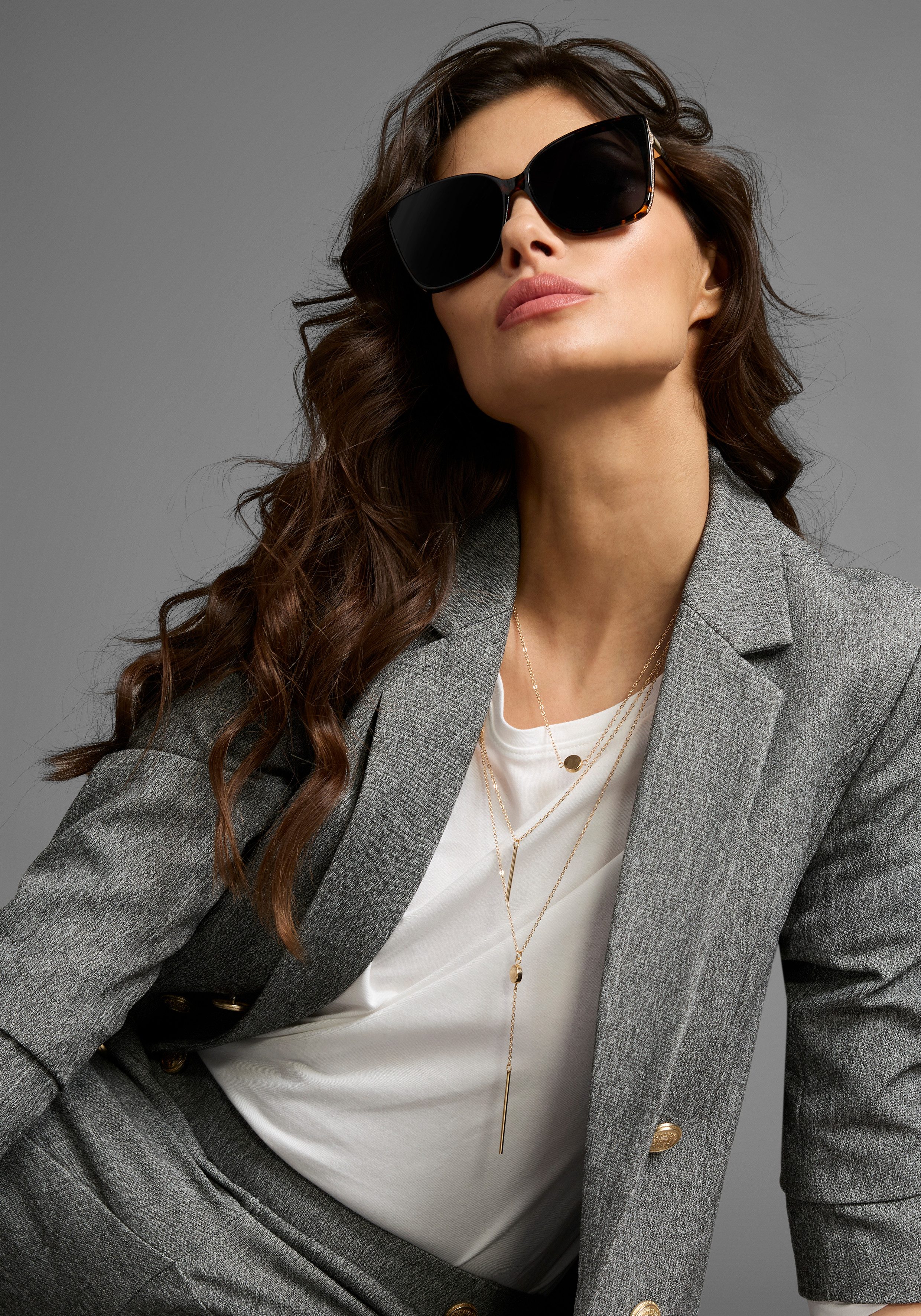 Laura Scott Sonnenbrille mit glitzernden und goldfarbenden Details - NEW