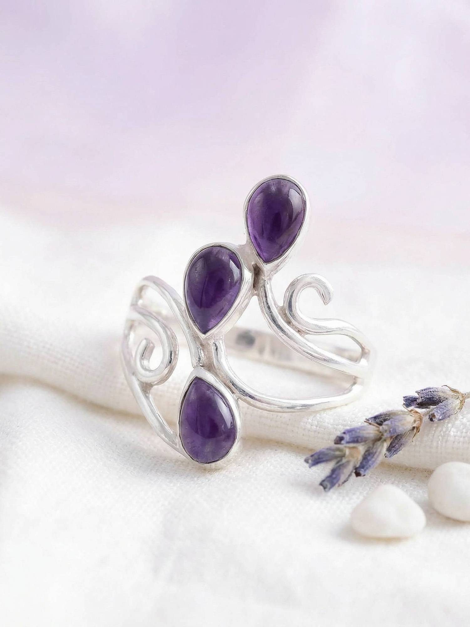 mantraroma Silberring SIDISTI aus 925 Silber mit Amethyst (Ring mit Schmuckbeutel), Damenring aus 925er Silber
