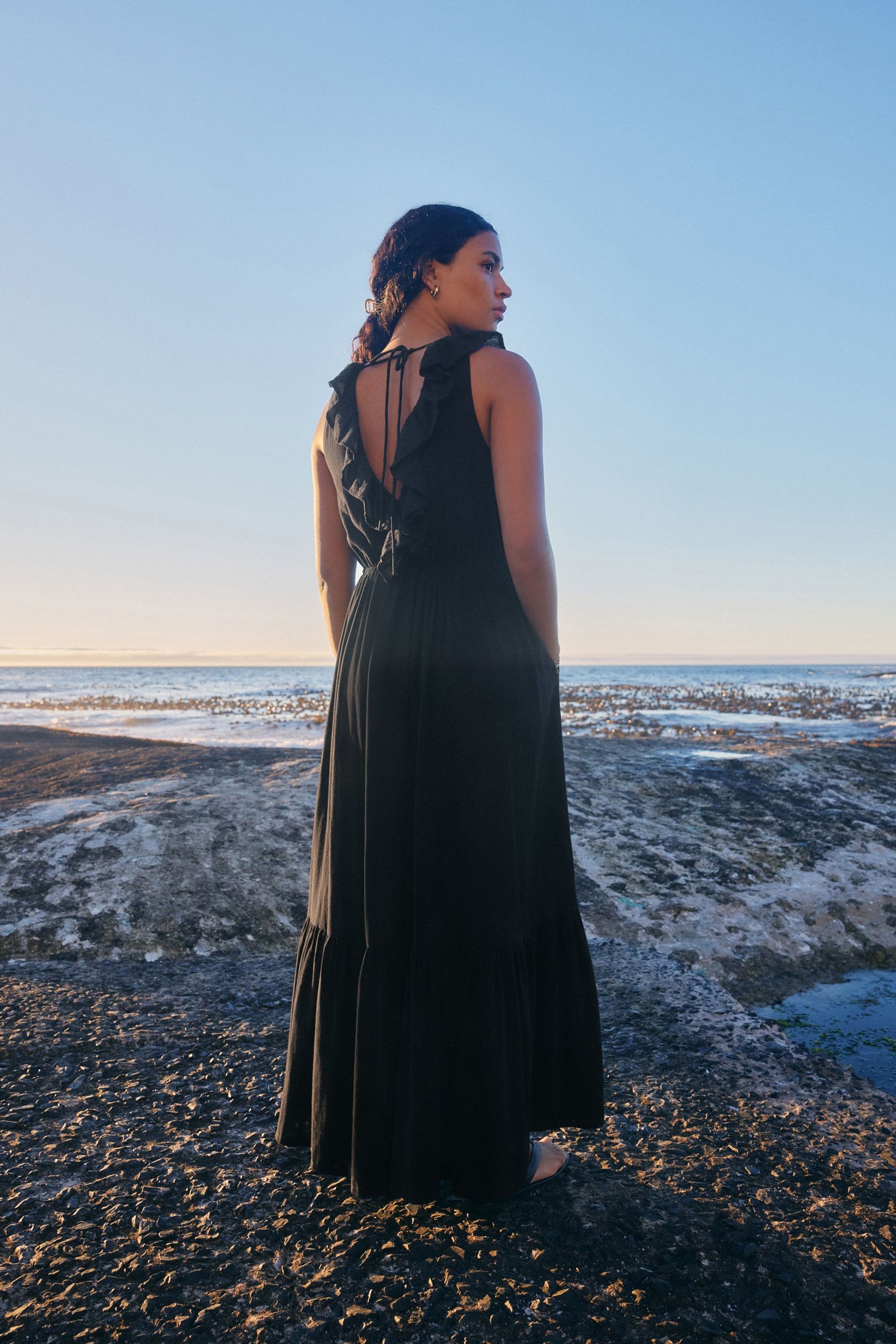 Next Strandkleid Ausgeschnittenes Maxikleid aus 100 % Baumwolle (1-tlg) günstig online kaufen