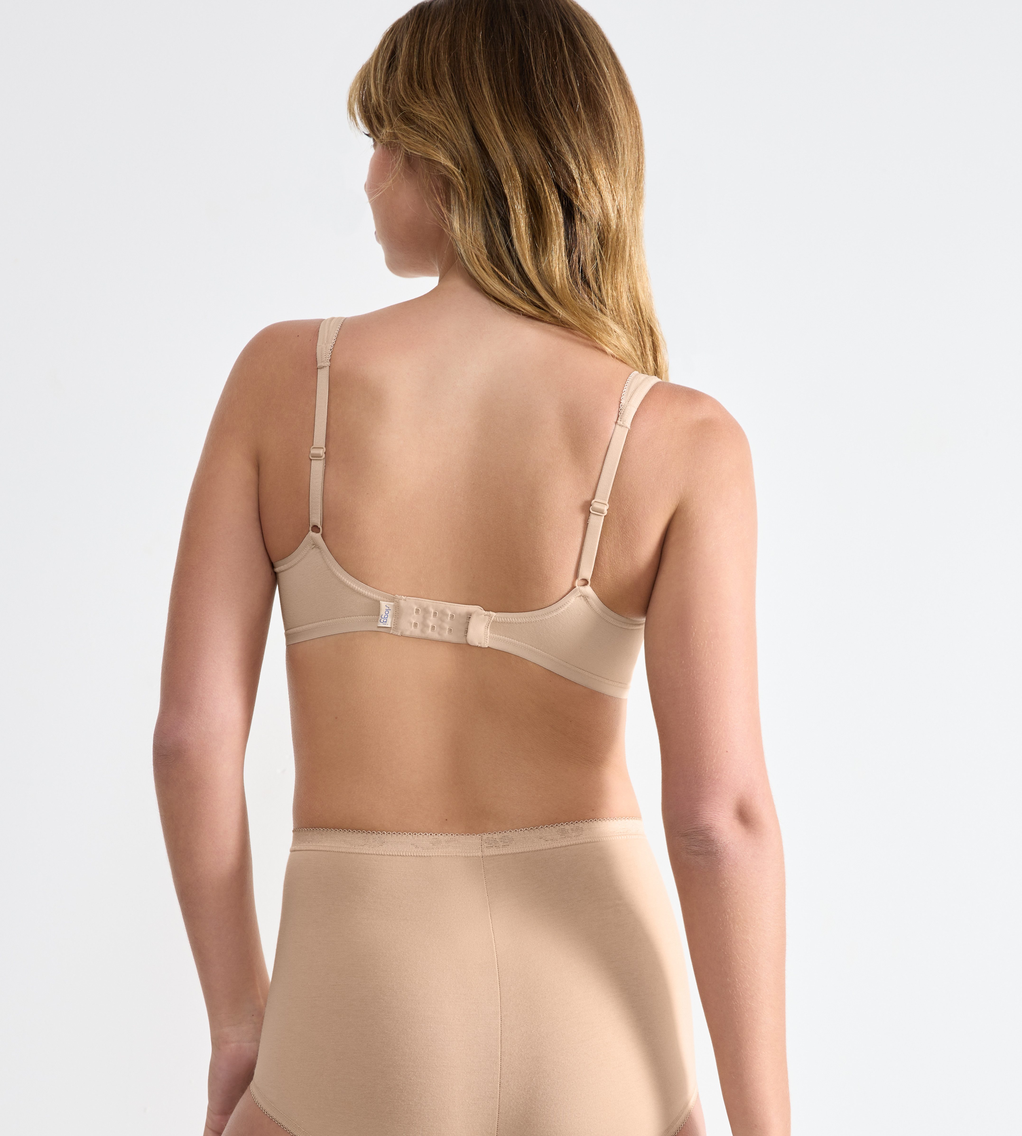 sloggi Soft-BH Basic+ perfekter Sitz, ohne Bügel, ohne Einlagen, tiefer V-Ausschnitt