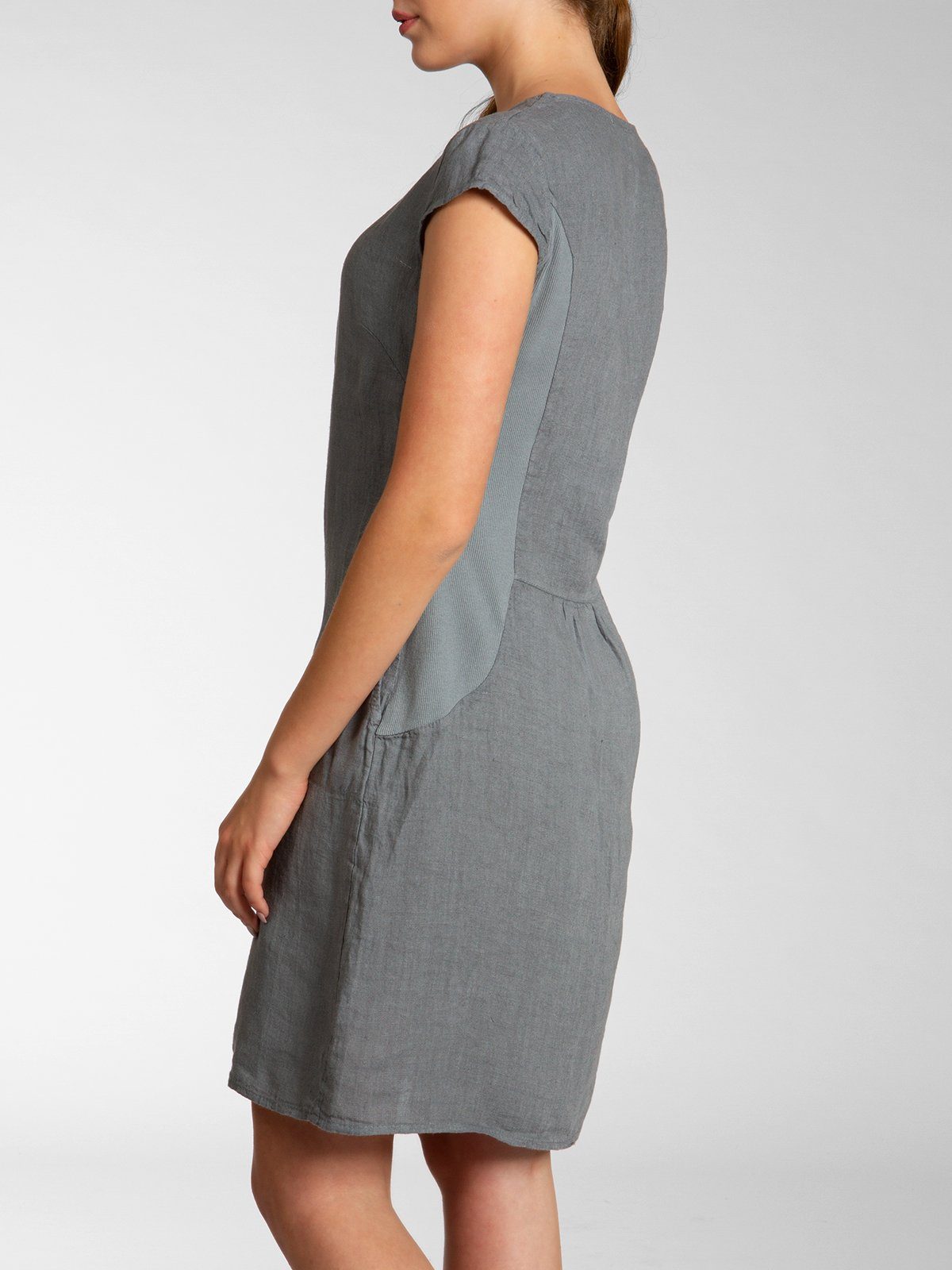 Caspar Sommerkleid Caspar SKL036 Damen Sommer Leinenkleid mit ausgefallenem Ausschnitt Luftig leicht, figurumspielende Form, mit seitlichem Jersey-Einsatz – Bild 4 von 5