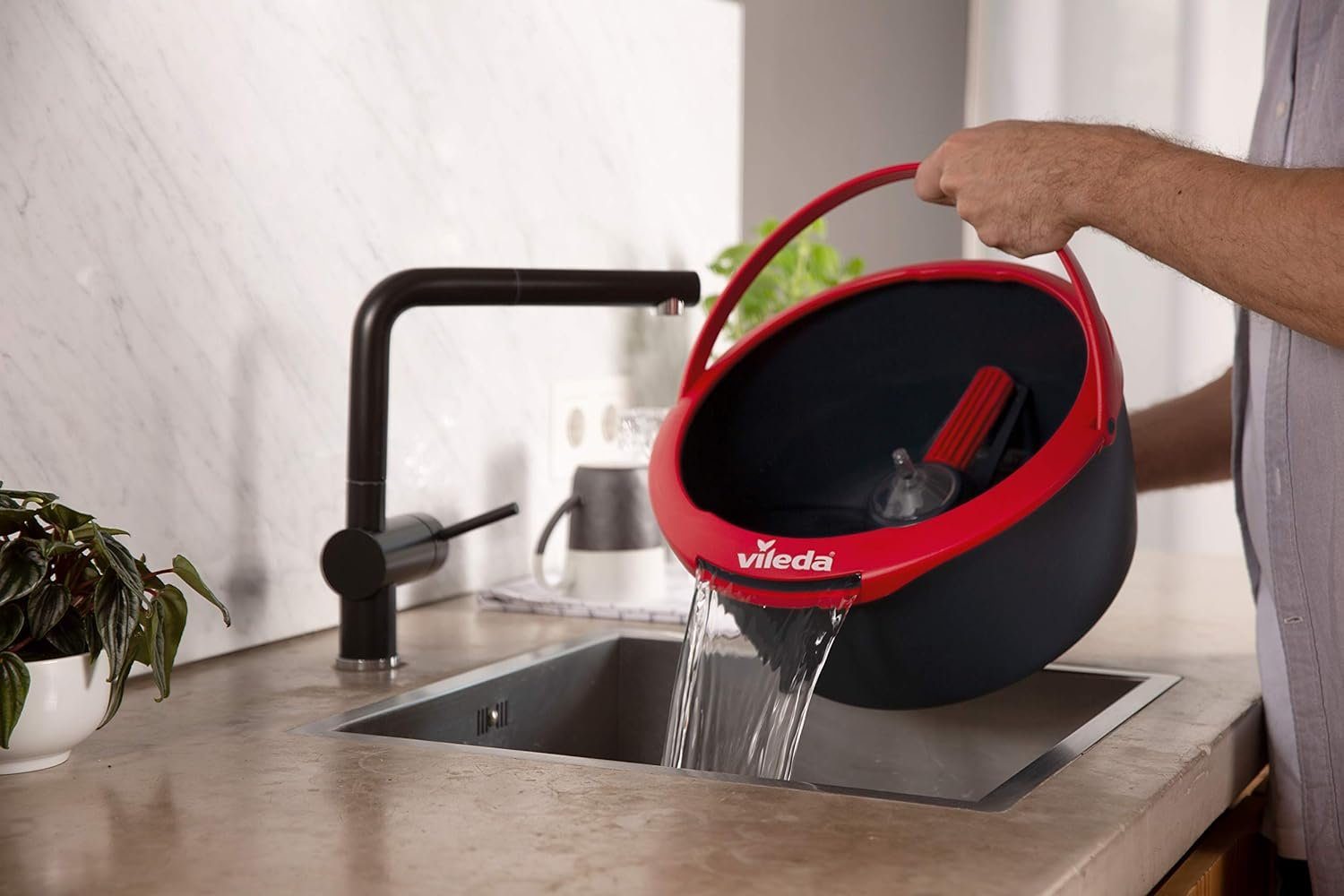 Vileda Wischmopp Vileda Spin & Clean Wischmopp, Schwenkbarer Kopf & Klappbarer Kopf.