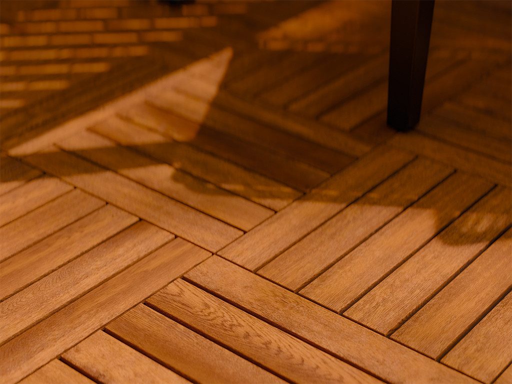 Woodtex Terrassenplatte Terrassenfliese Akazie NATUR-geölt, Holz 30x30, Braun
