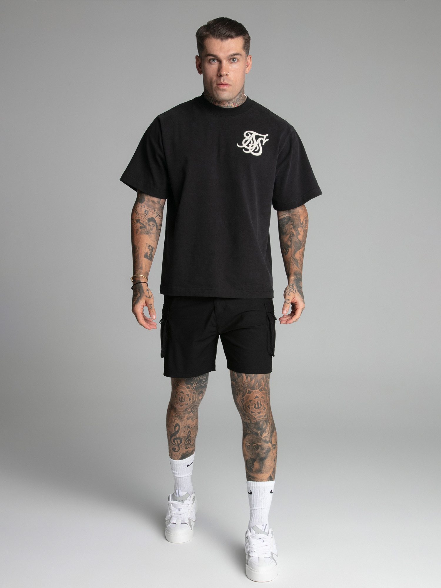 Siksilk T-Shirt SikSilk Herren Schwarzes Logo T-Shirt günstig online kaufen