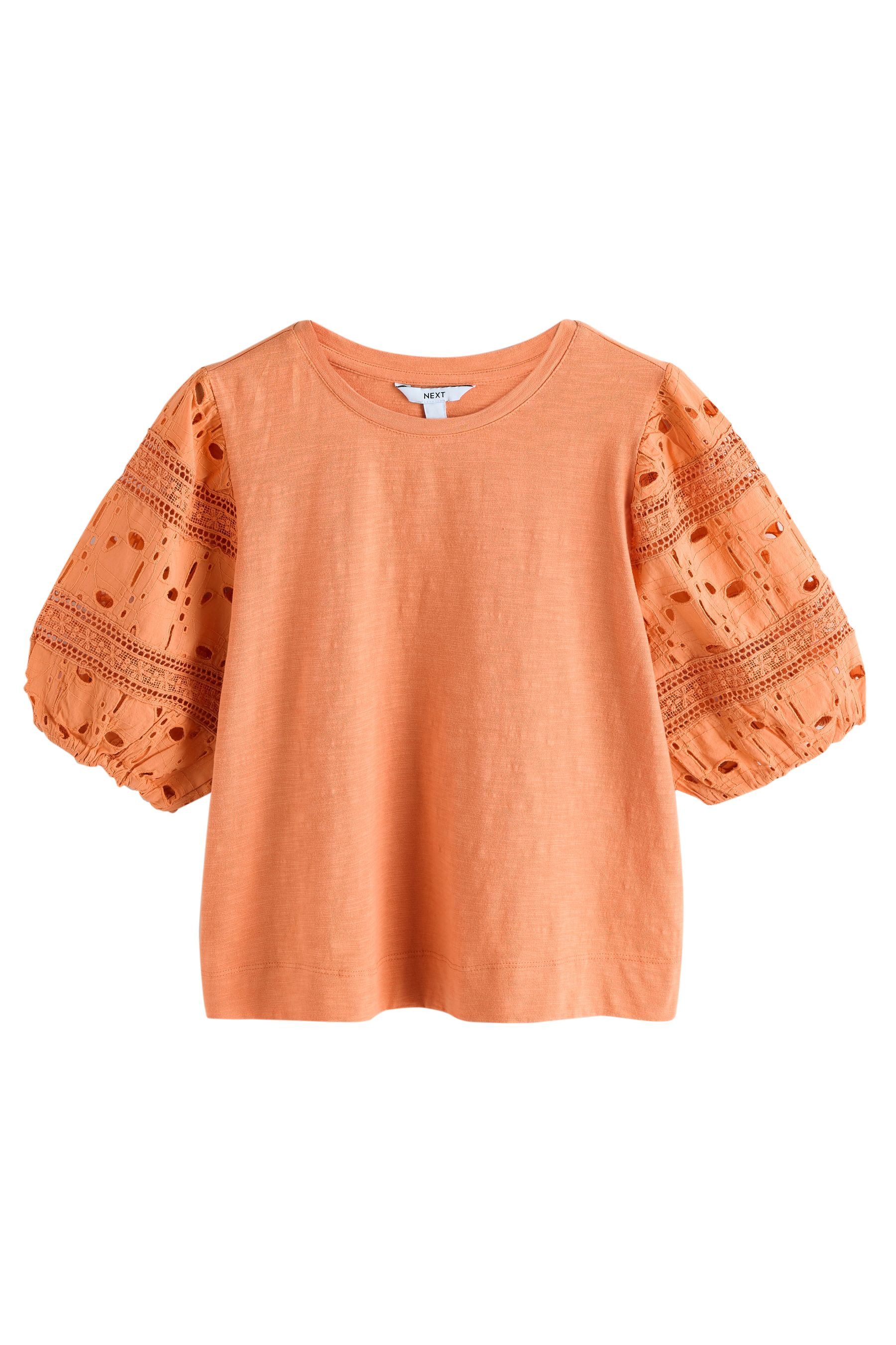 Next T-Shirt Kurzärmeliges T-Shirt mit Lochstickerei (1-tlg)