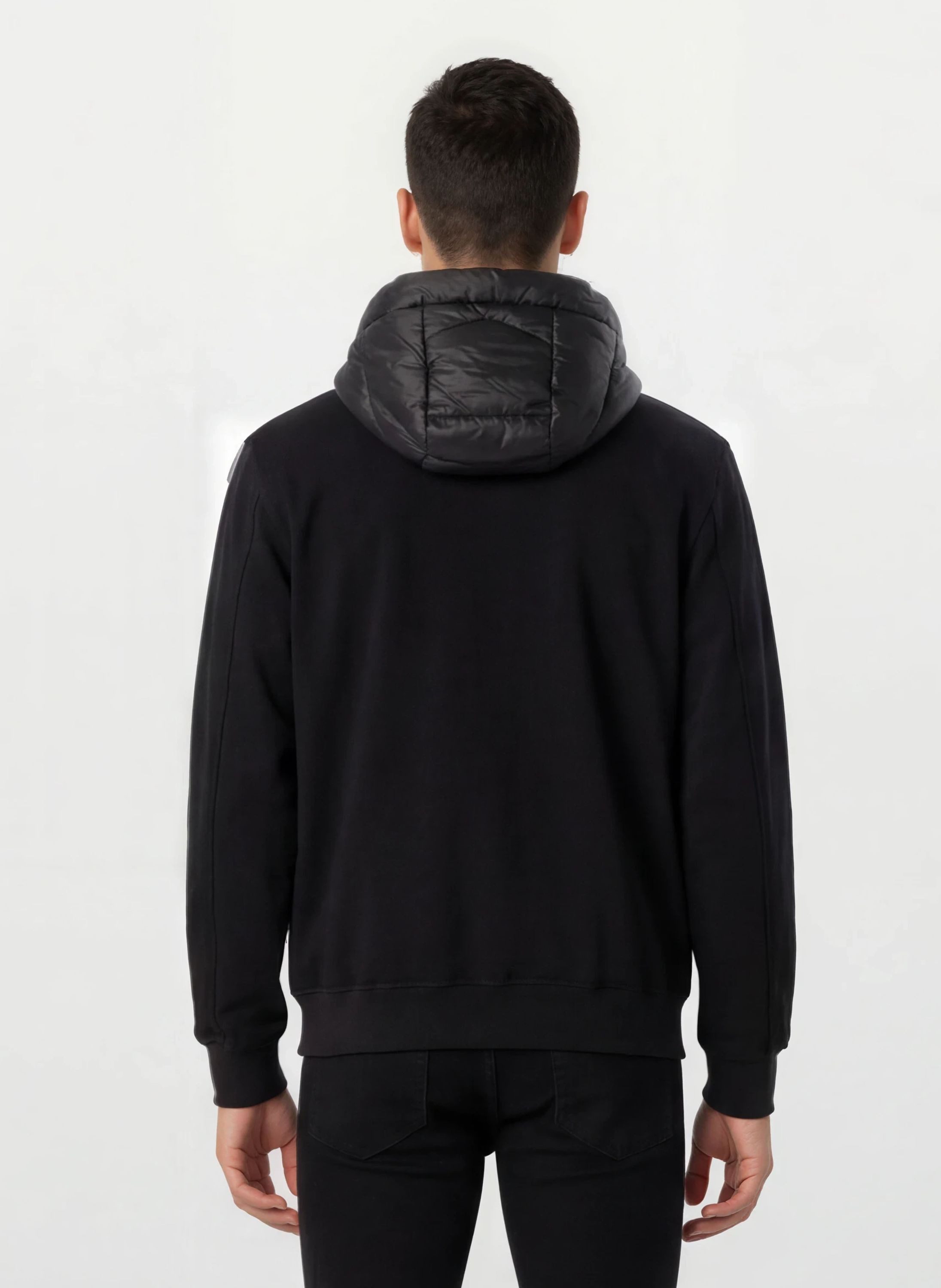 trueprodigy Steppjacke Atos Glänzende gesteppte Optik vorne