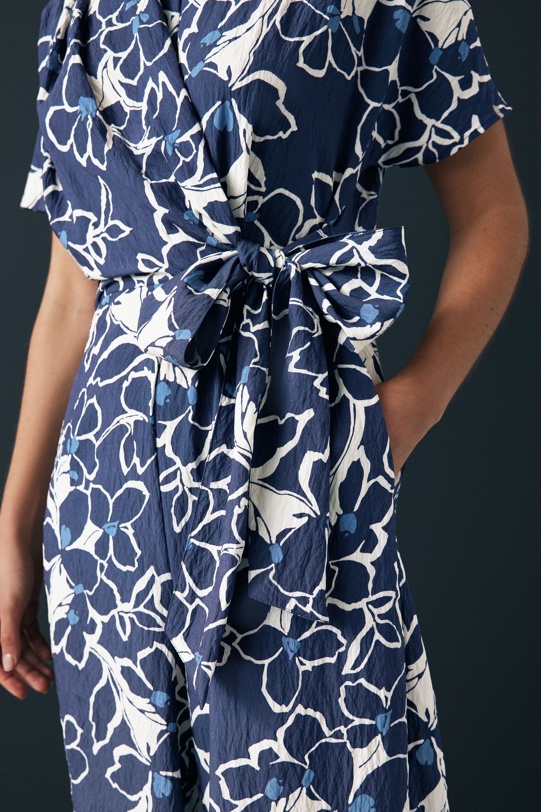 Next Jumpsuit Jumpsuit mit Bindegürtel (1-tlg)