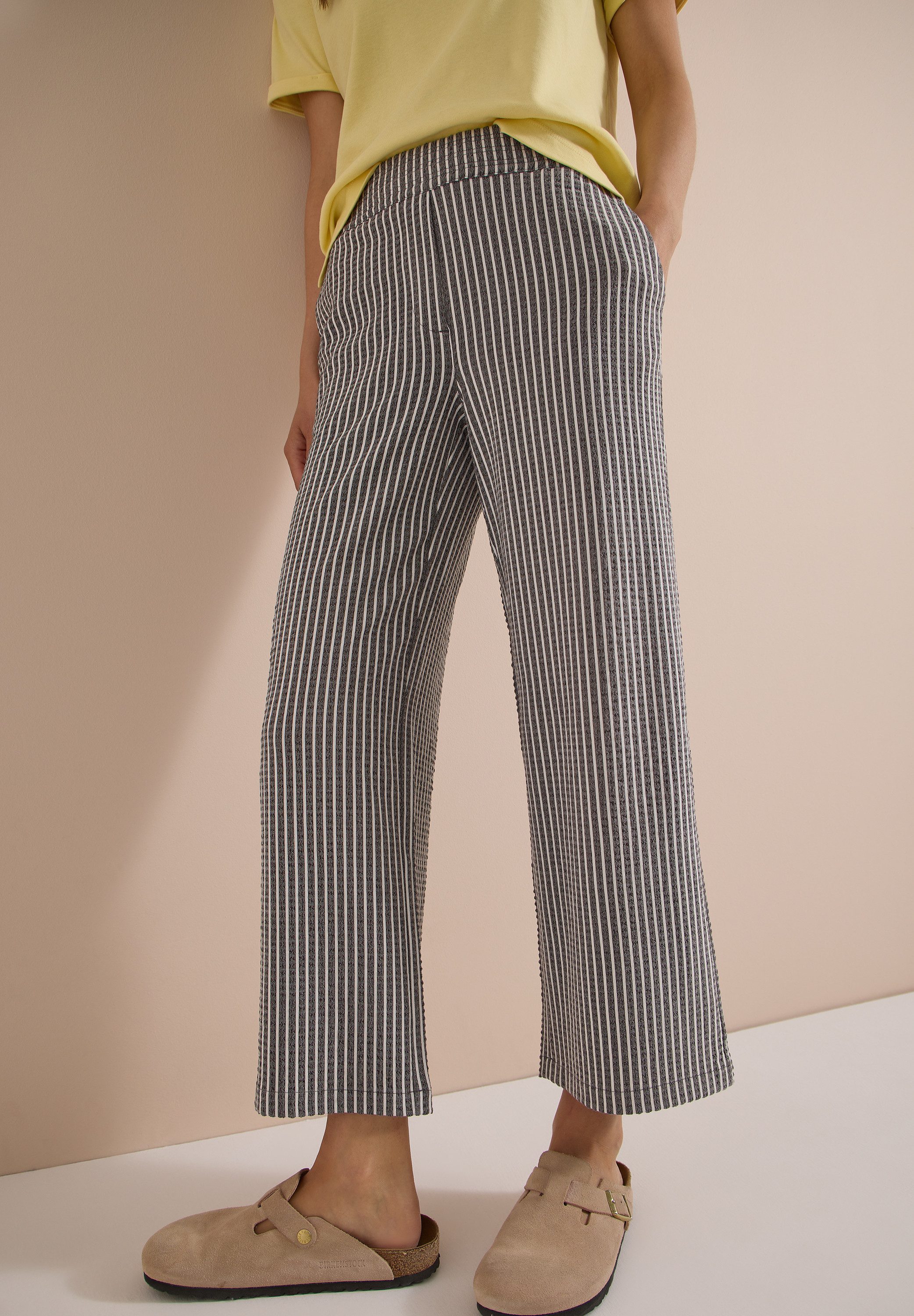 CECIL 7/8-Hose Style Neele Seersucker-Qualität, Streifenmuster, Loose Fit