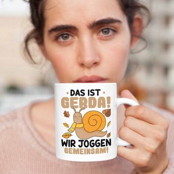 Trendation Tasse Trendation - Das Ist Gerda Wir Joggen Gemeinsam Tasse Schnecke Geschenk Jogger Lustiger Spruch