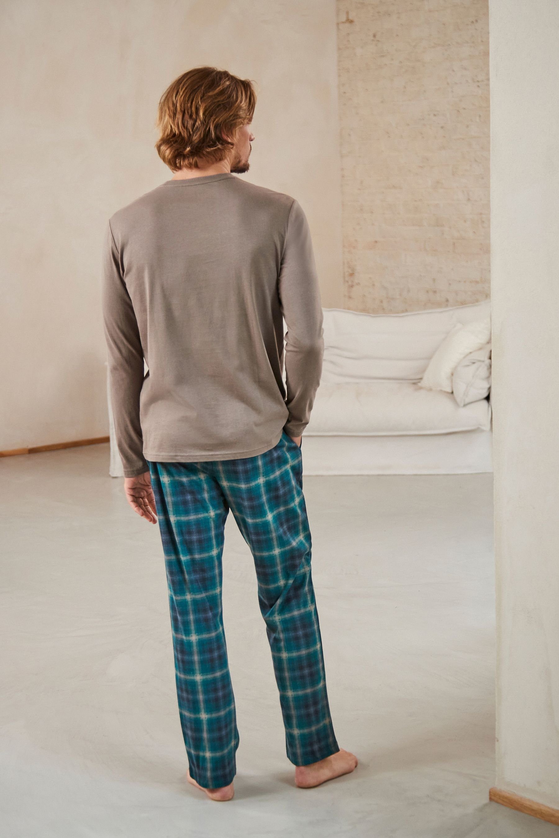Neutral/Green Bequemer tlg) Check (2 Pyjama Schlafanzug Motionflex Next