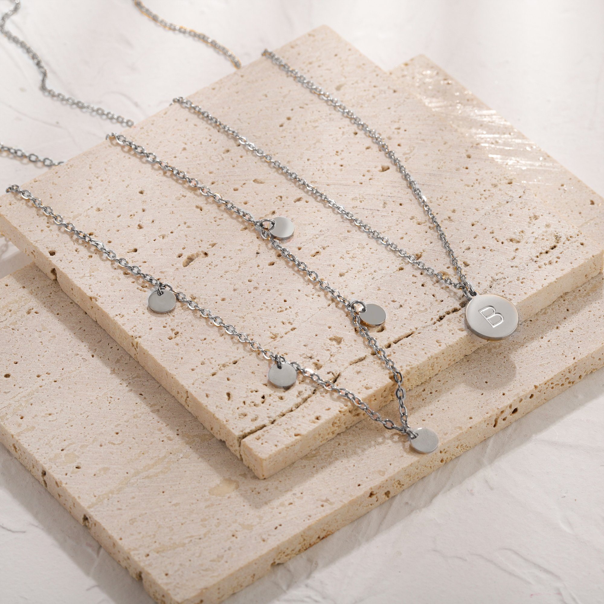 Kim Johanson Schmuckset Plättchen & Buchstabe A-Z in Silber & Gold (Set, 2- günstig online kaufen