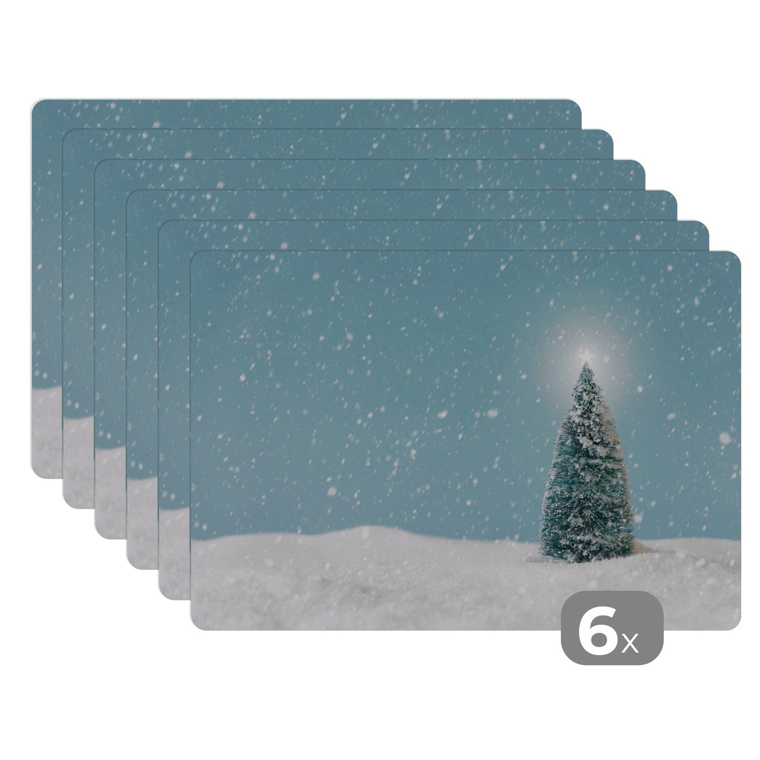Platzmatte, verschneiten blauen, Platzset, Landschaft einem Tischmatten, MuchoWow, Ein Platzdecken, Schmutzabweisend einer und Platzset, (6-St), Weihnachtsbaum in