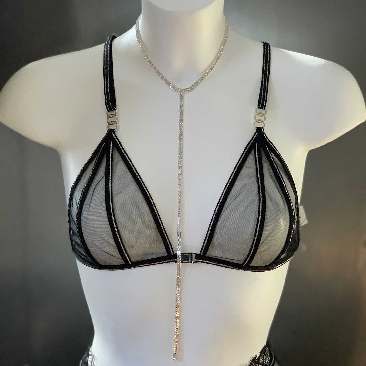 Escora Lange Kette zart funkelnde Kette C02 mit Strass