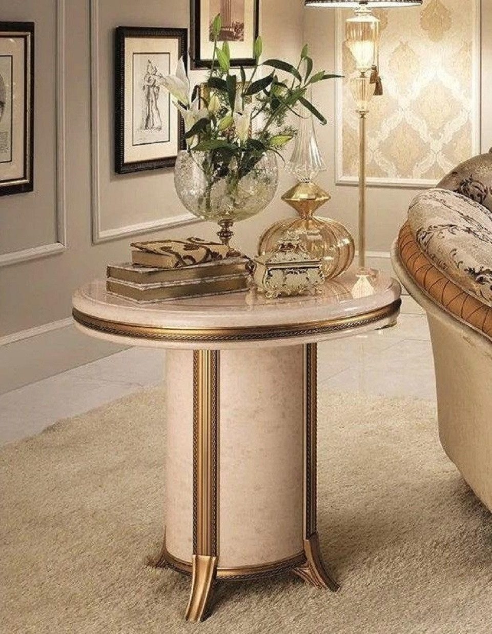 Xlmoebel Beistelltisch Beiger Holz Tisch im modernen Design von Arredoclassic (1-St., Beistelltisch), Hergestellt in Europa