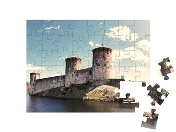 puzzleYOU Puzzle Alte mittelalterliche Burg in Savonlinna, 48 Puzzleteile, puzzleYOU-Kollektionen Finnland, Skandinavien