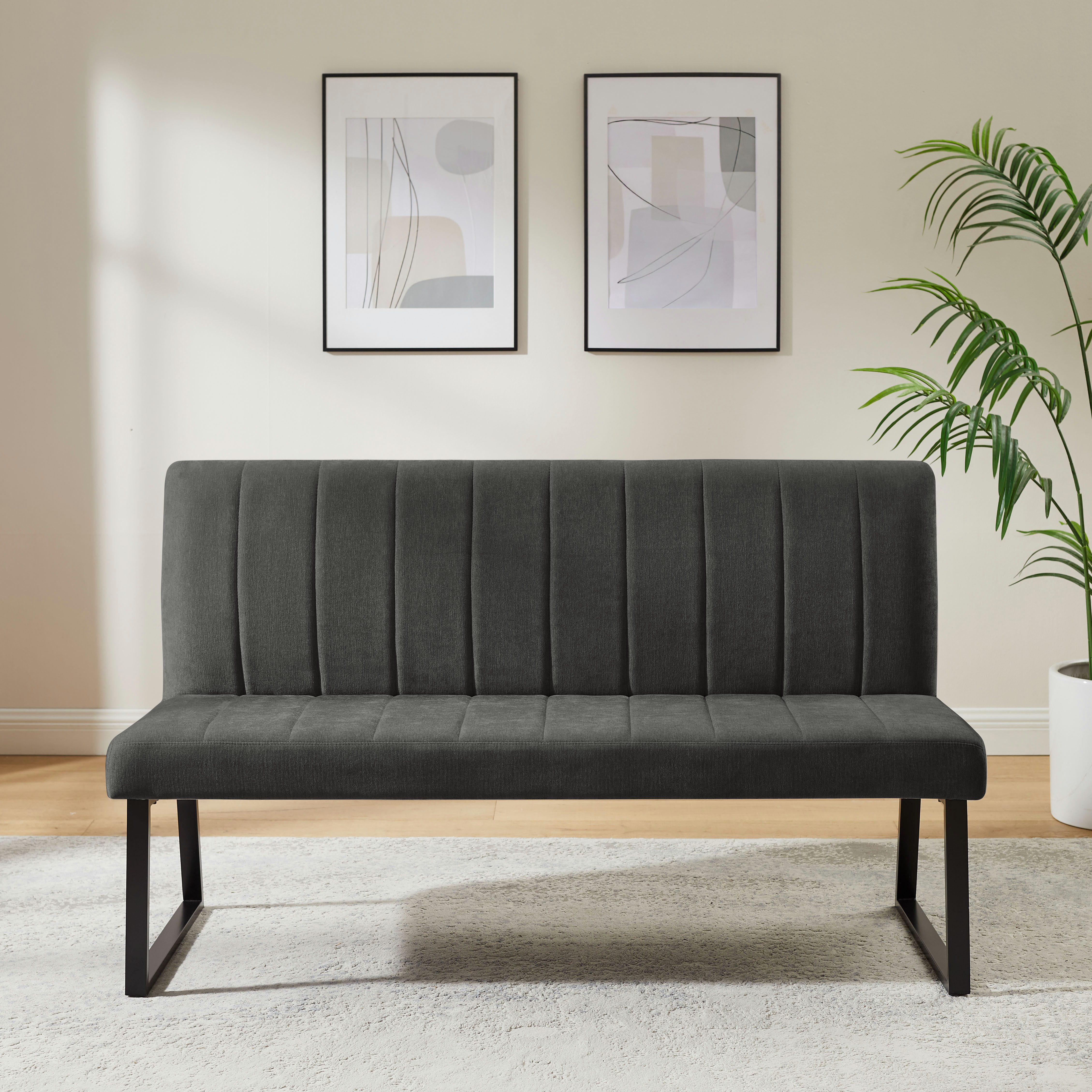 OTTO home Bank Hennia, weicher Chenillebezug, dekorative Steppung, schwarzes Metallgestell