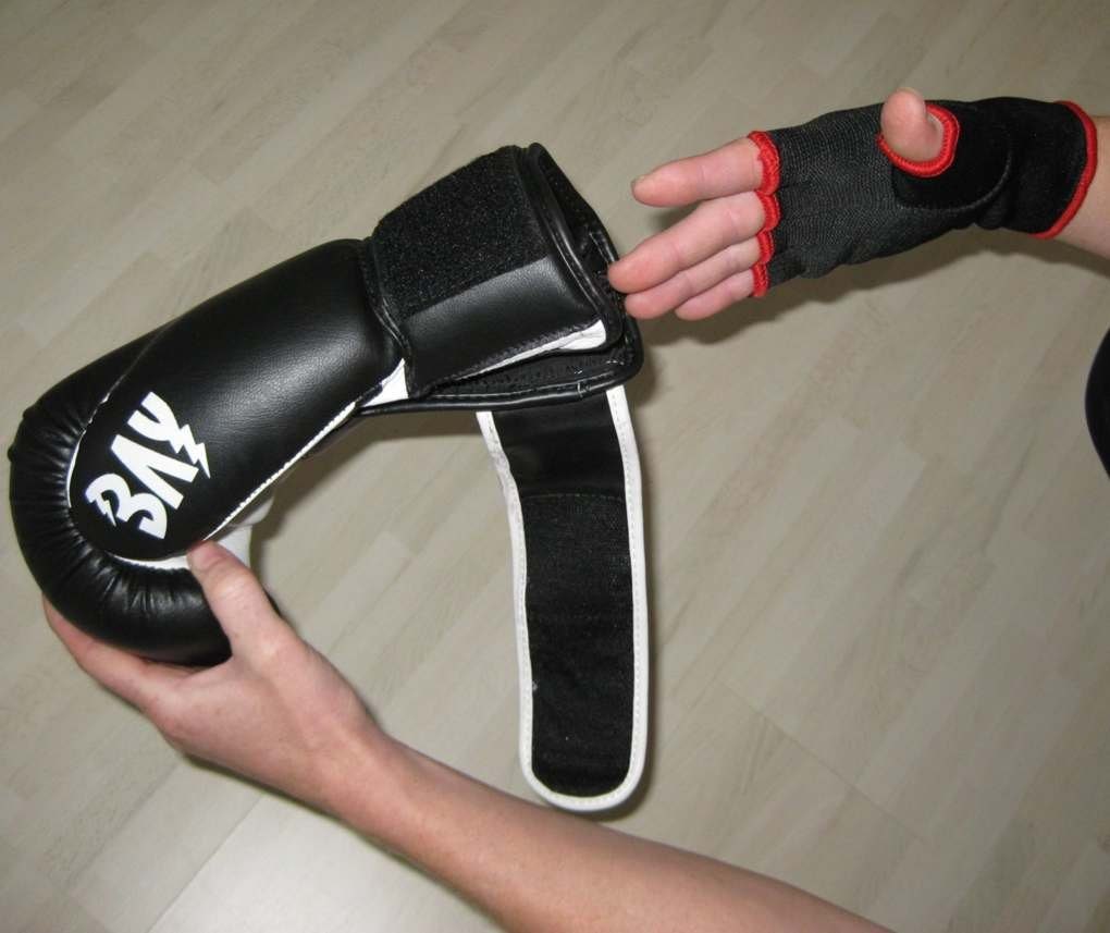 BAY-Sports Boxbandagen Schlupfbandagen Handbandagen Boxen Kickboxen schwarz