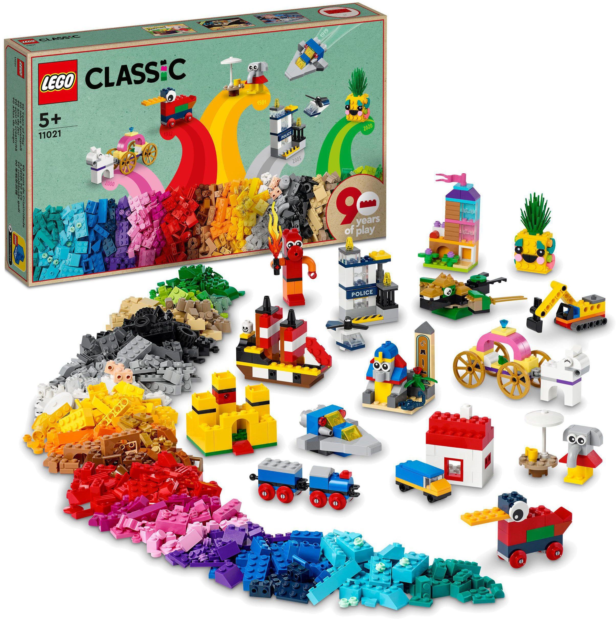LEGO® Konstruktionsspielsteine »90 Jahre Spielspaß (11021), LEGO® Classic«,  (1100 St) online kaufen | OTTO