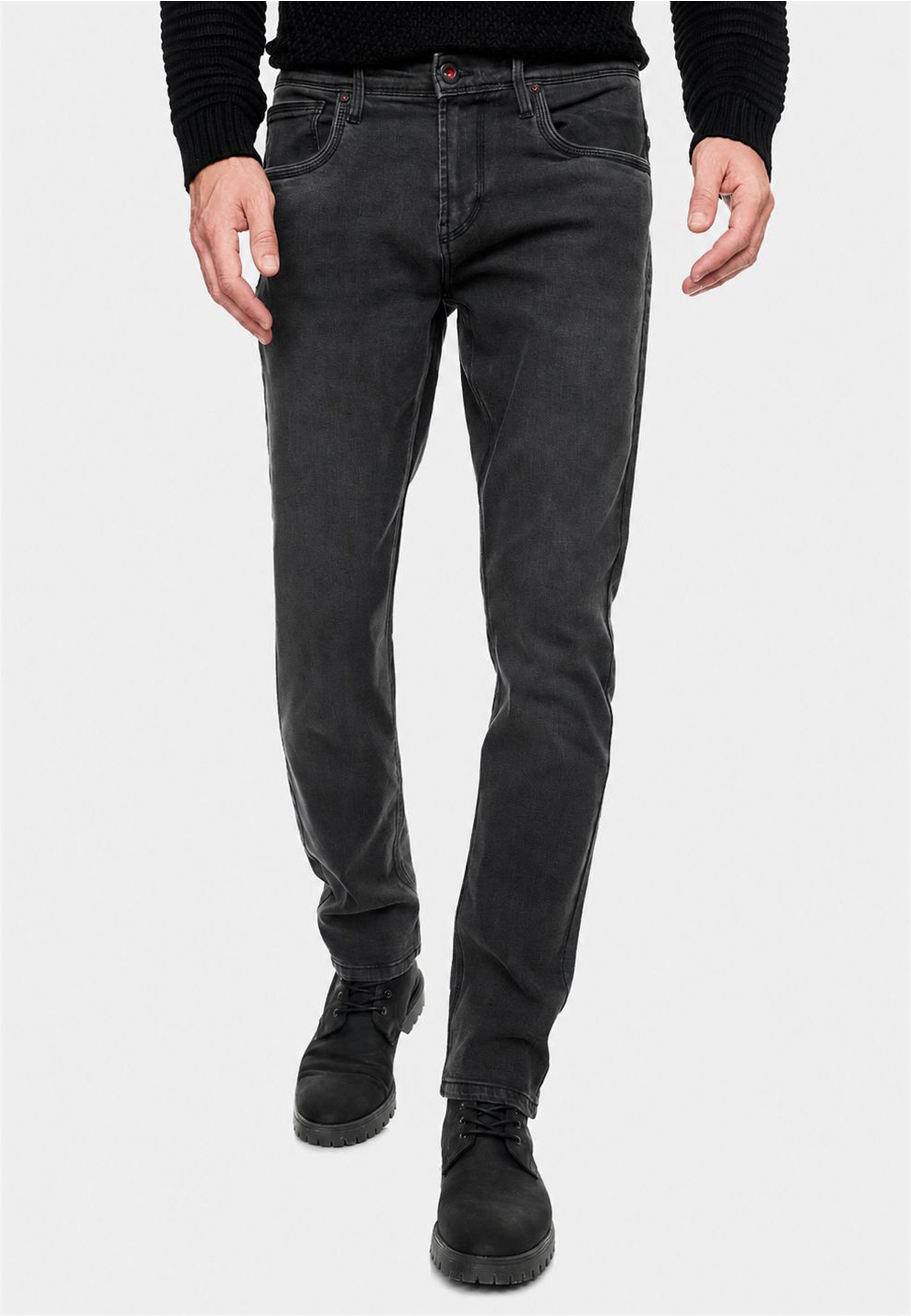 Rusty Neal Slim-fit-Jeans MELVIN im Slim Fit-Schnitt
