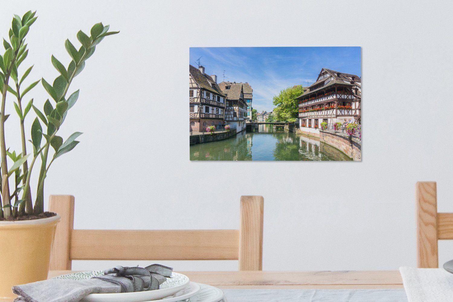 OneMillionCanvasses® Leinwandbild bunte Wandbild Aufhängefertig, 30x20 Straßburg, (1 Leinwandbilder, cm Frankreich, Wanddeko, in St), Häuser Traditionelle