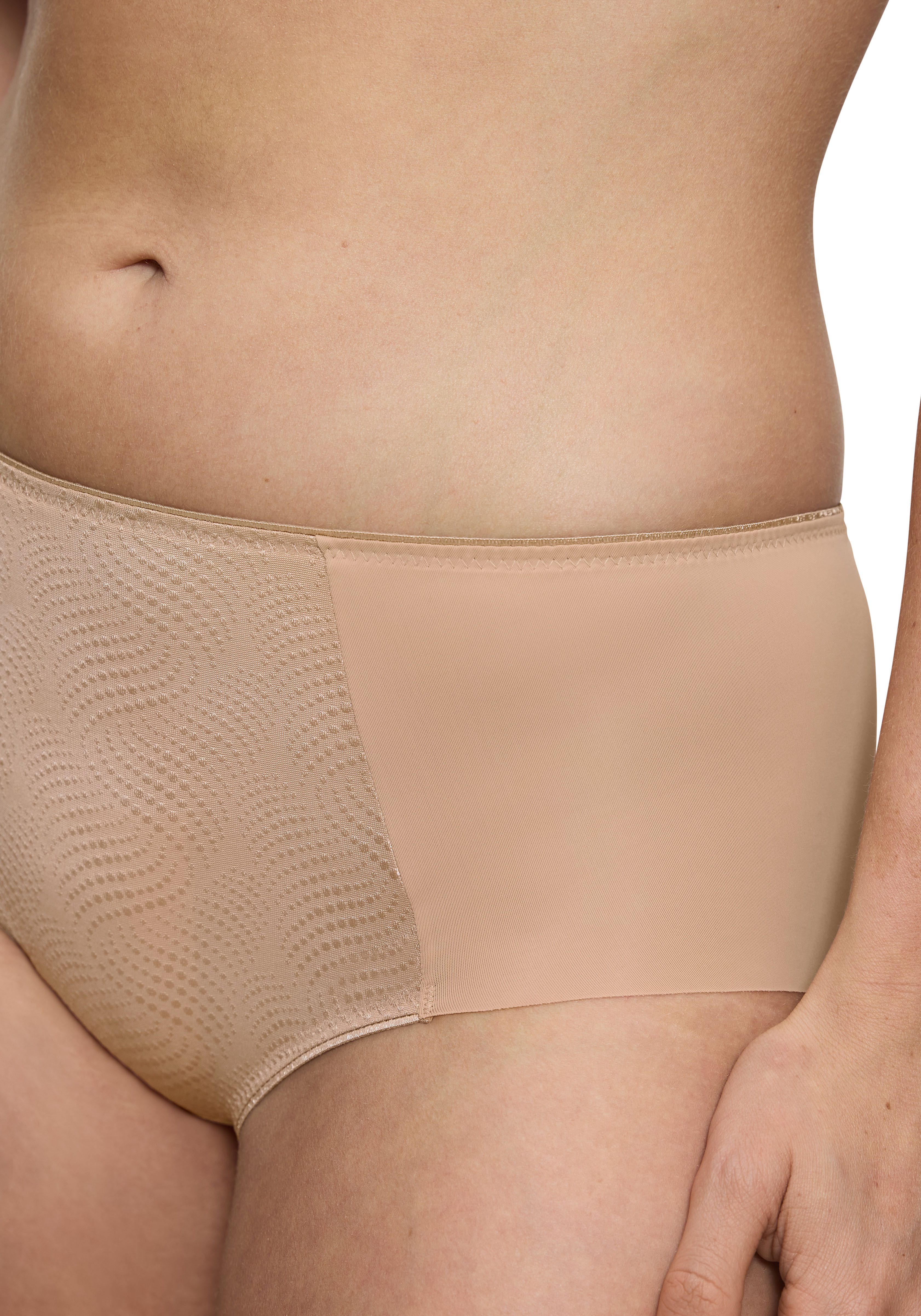 Triumph Hipster Essential Minimizer schimmerndes Jacquard-Muster, Microfaser, breite Seitenpartie
