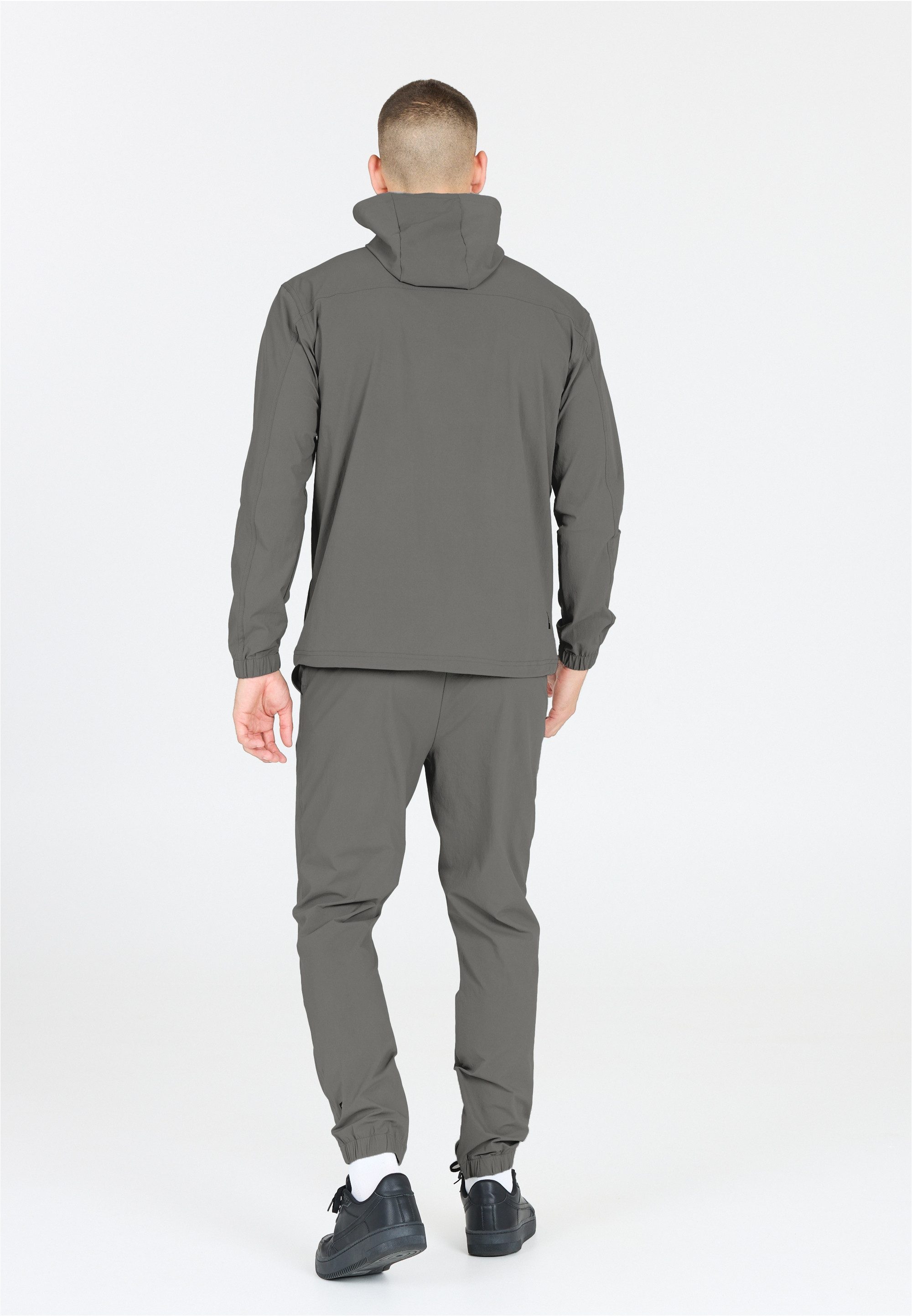 Virtus Sporthose Jayson mit 4-Wege-Stretchfunktion