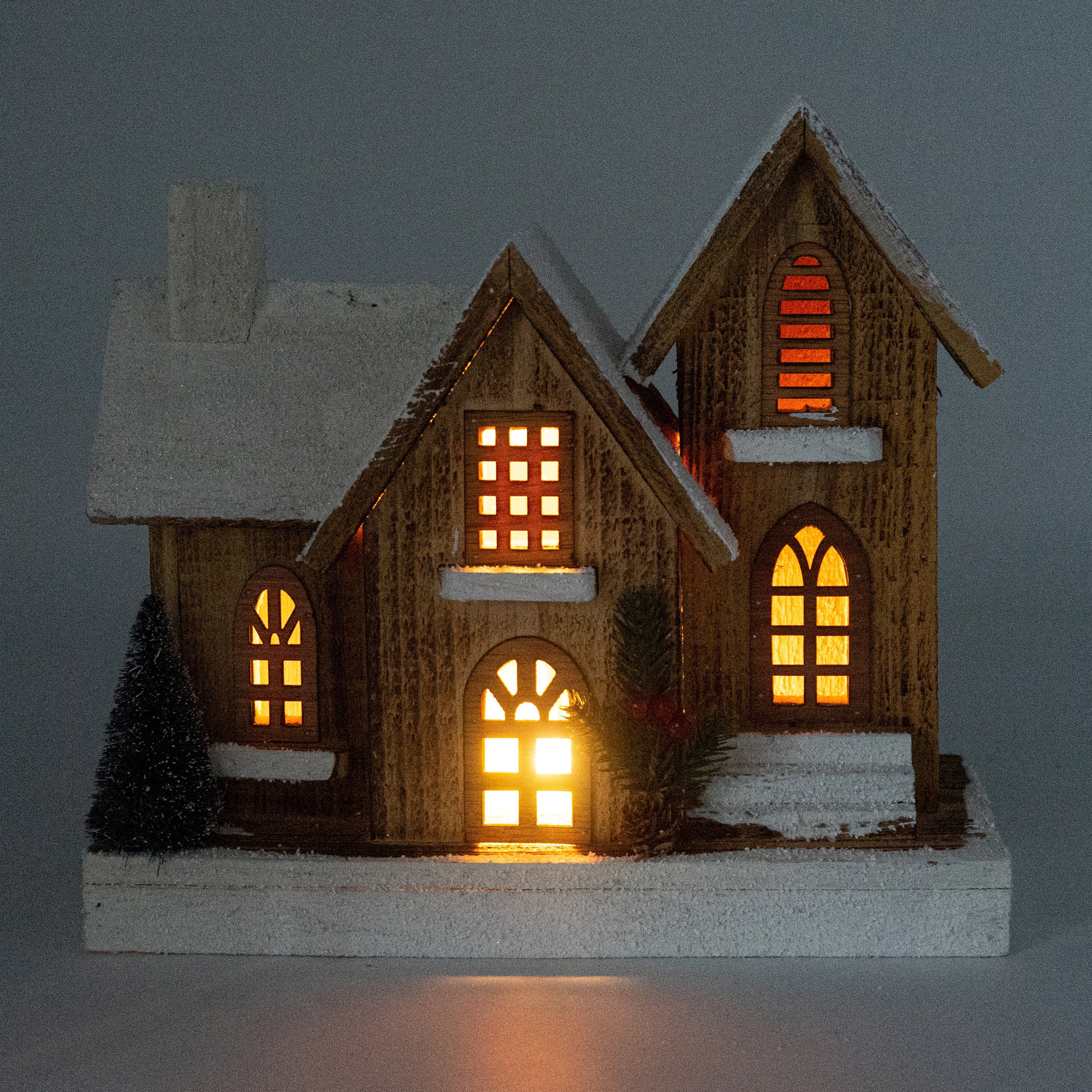 NOOR LIVING Weihnachtshaus gefertigt, Höhe aus Kirche 29 cm Naturholz Weihnachtsdeko
