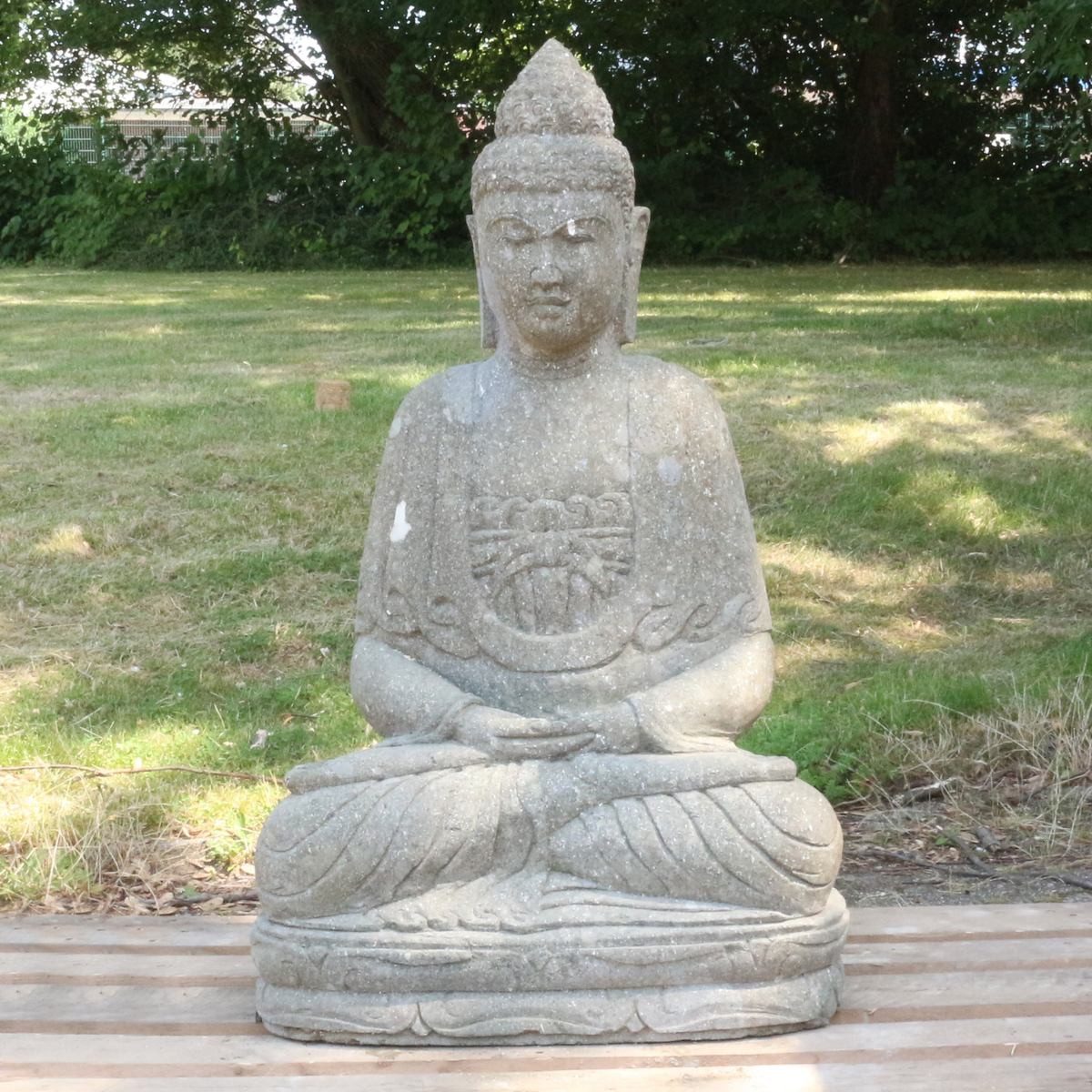 Oriental Galerie Dekofigur Buddha Figur sitzend Steinfigur Massiv Majapahit 100 cm (1 St)