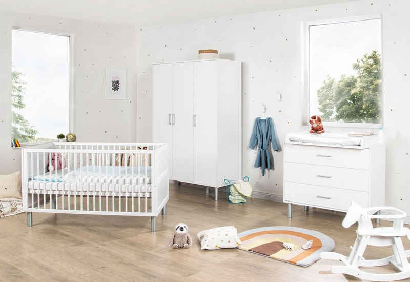 Pinolino® Babyzimmer-Komplettset Jarle breit groß, (Set, 3-St., Gitterbett, Wickelkommode, Kleiderschrank), zum Juniorzimmer umbaubar