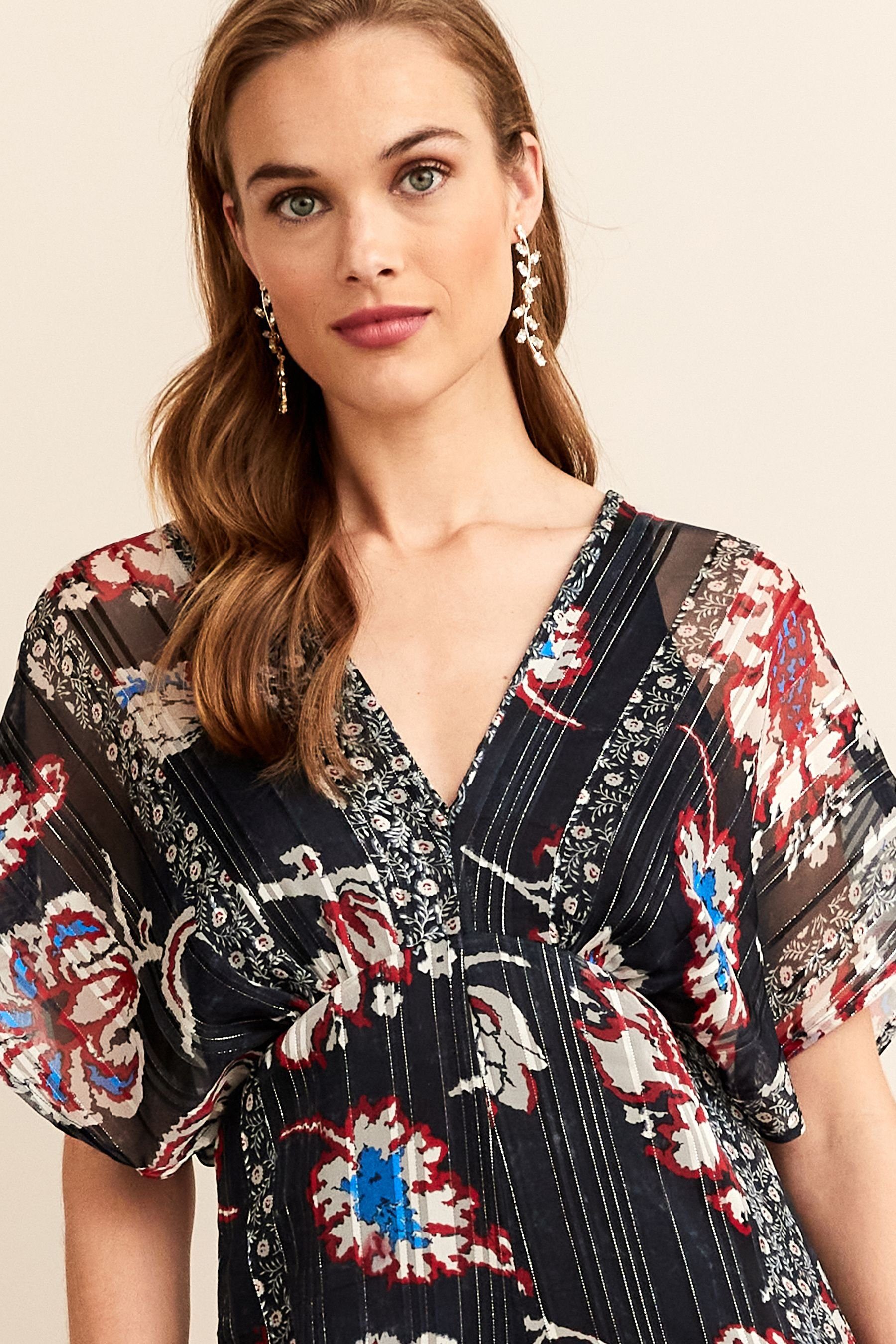 Next Jumpsuit Batwing-Jumpsuit Beinschnitt mit Sparkle Blue Floral Navy weitem (1-tlg)