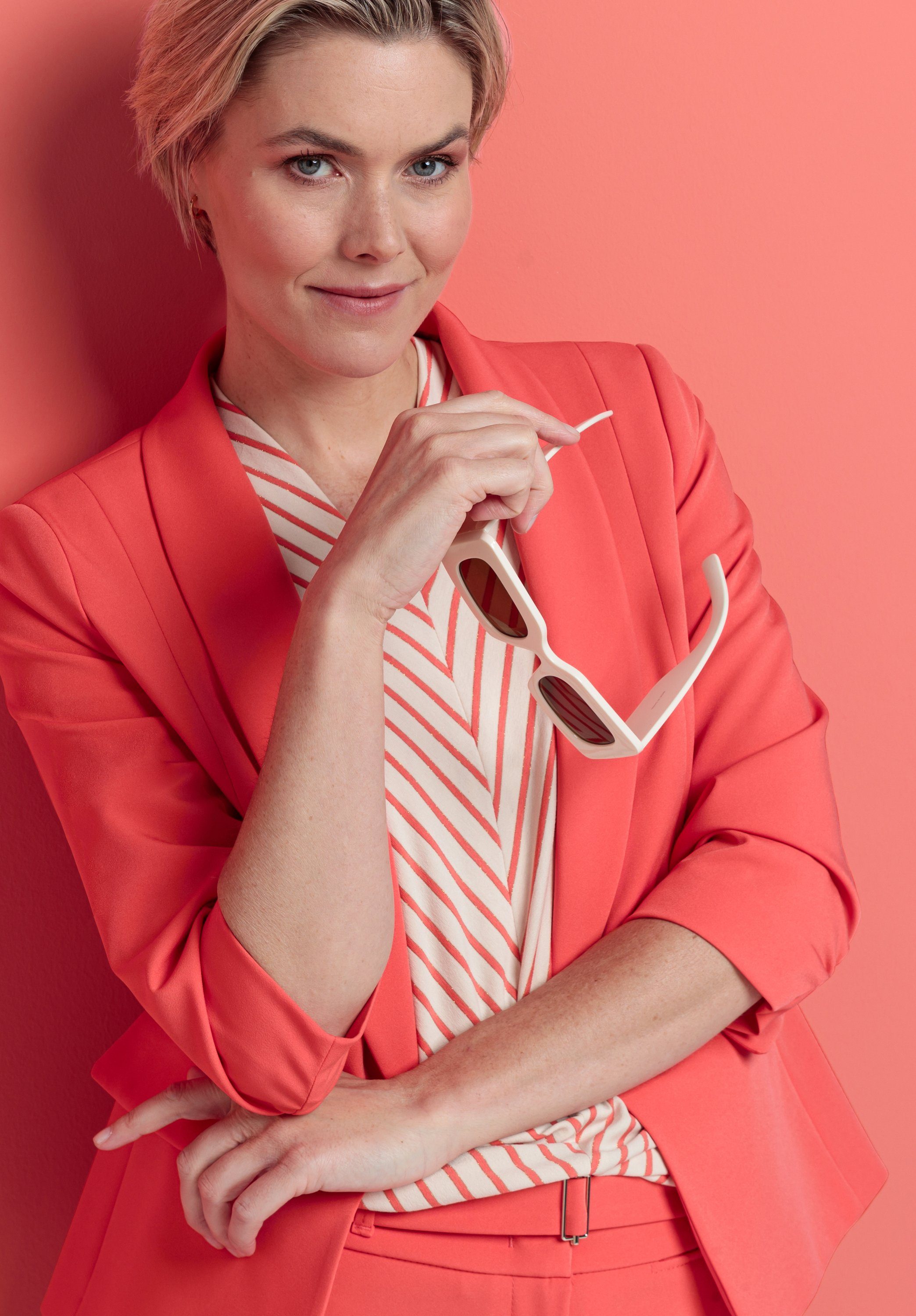 bianca Jackenblazer FILIS in angesagter Trendfarbe günstig online kaufen