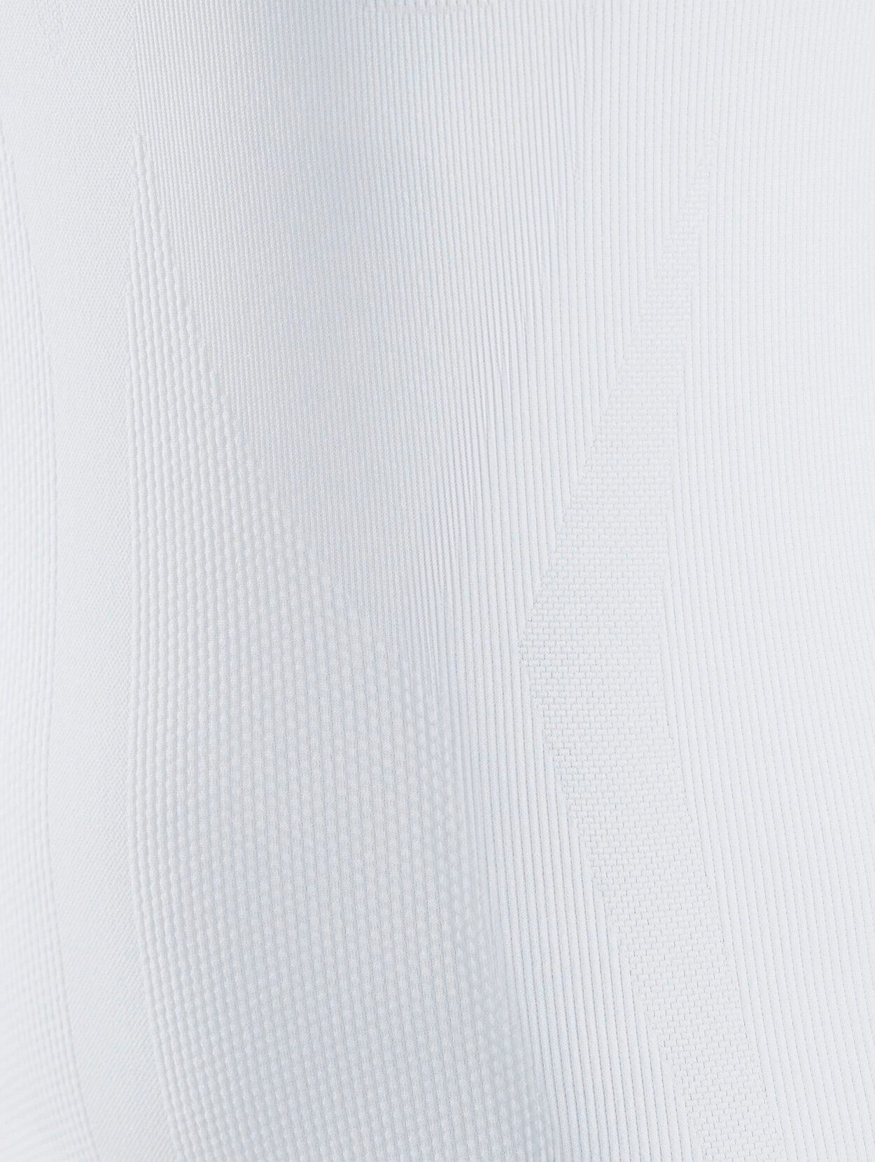 FALKE Funktionsshirt FALKE Underwear - Langarmshirt Maximum Warm (1-tlg., 1) aus feuchtigkeitsregulierendem Material
