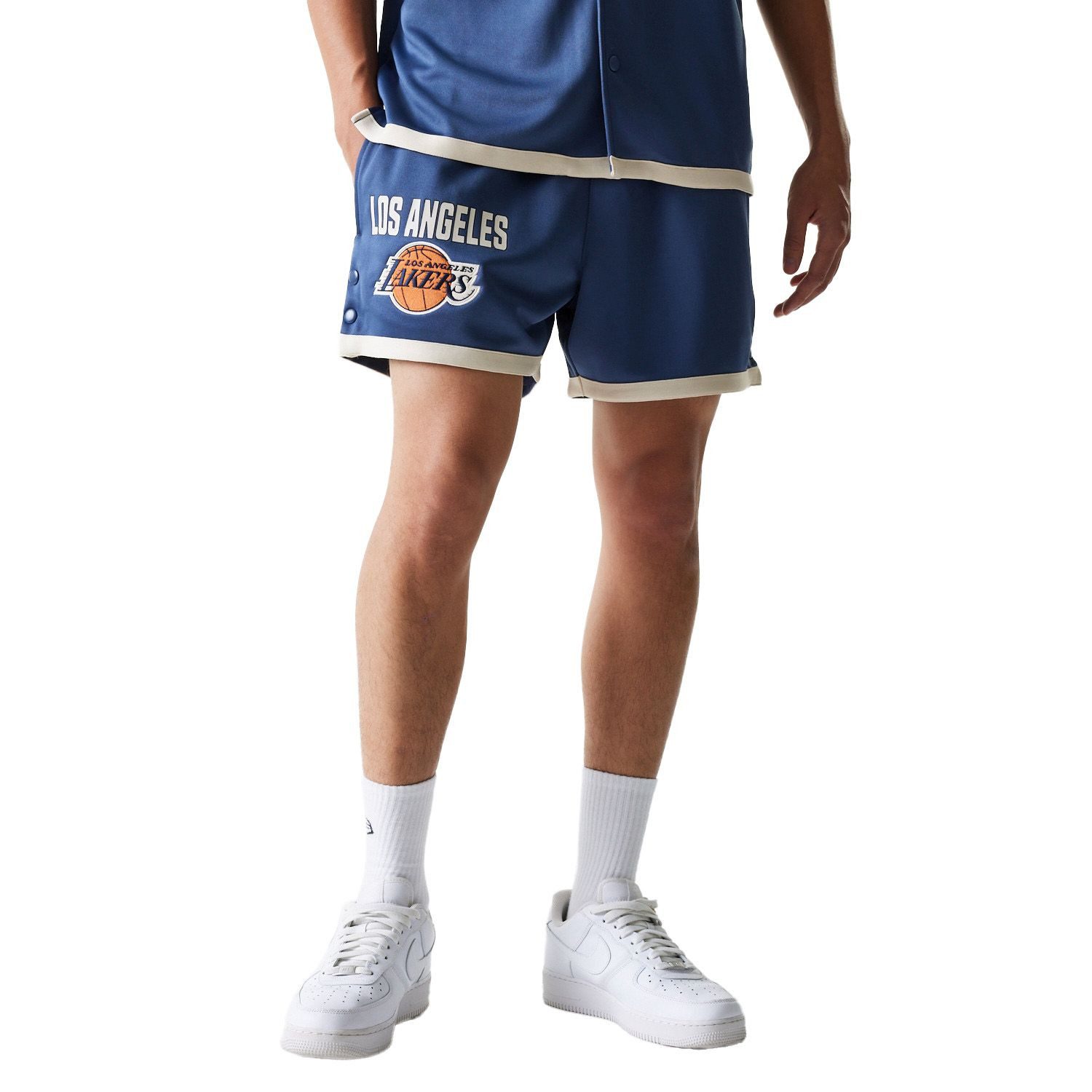 New Era Shorts SNAP BUTTON Los Angeles Lakers günstig online kaufen