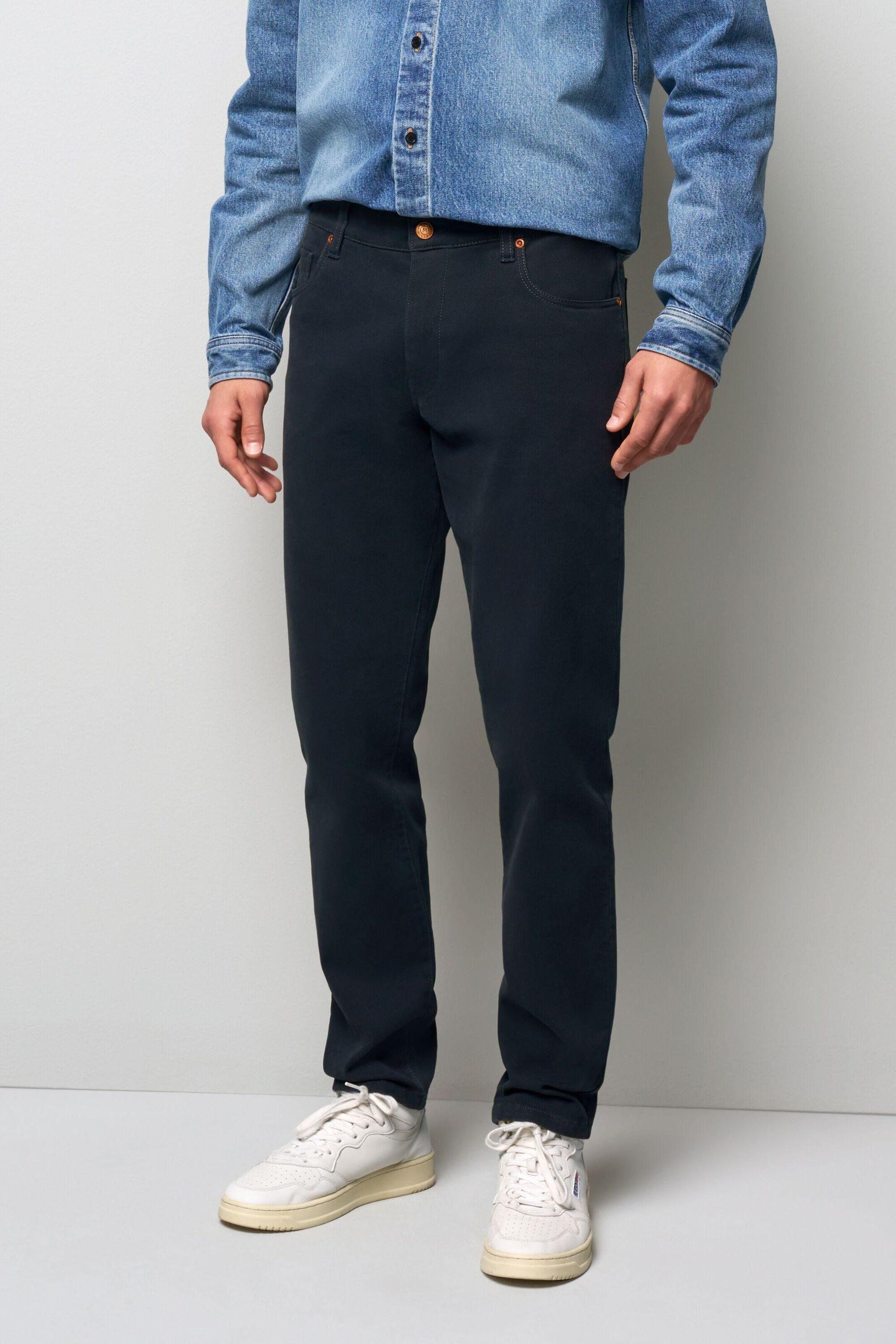 Chinos Five-Pocket Chino