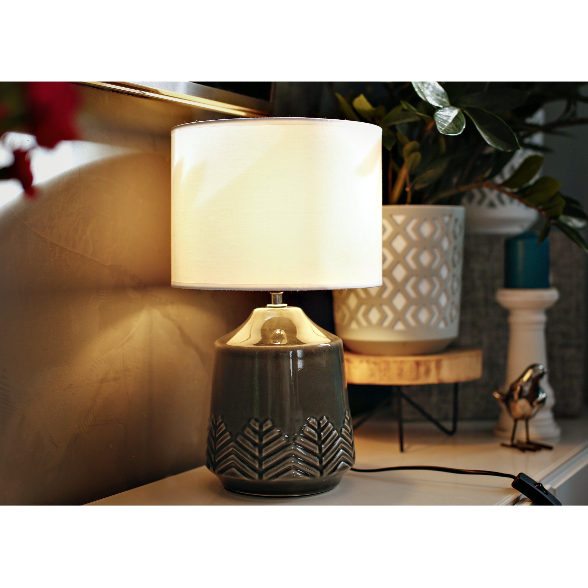 KONSIMO® Tischleuchte HYSSO Tischlampe Nachttischlampe, Leuchmittel wechselbar, 1,5m, E14