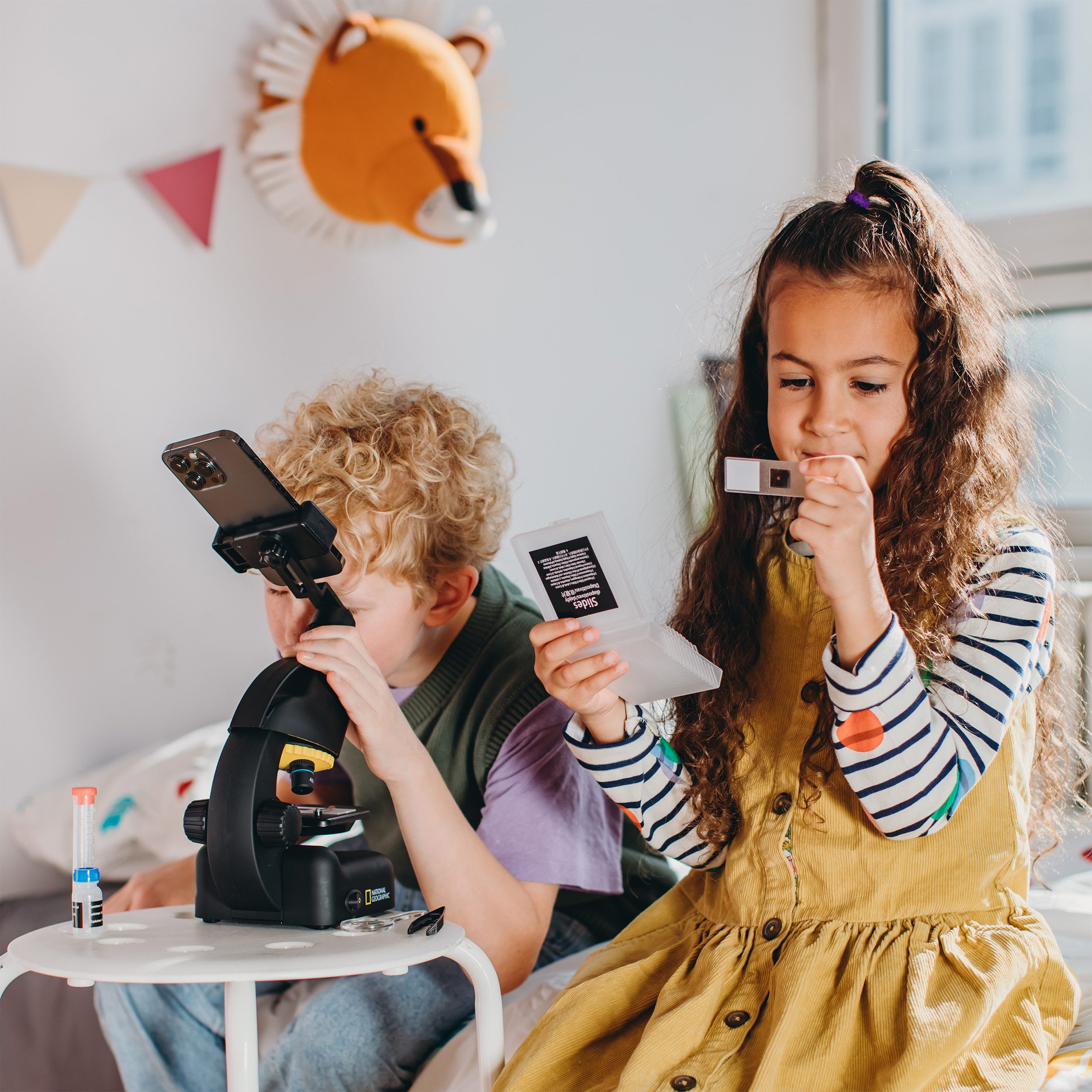 NATIONAL GEOGRAPHIC 40-640x Microscope incl. Smartphone Adapter Children's Microscope