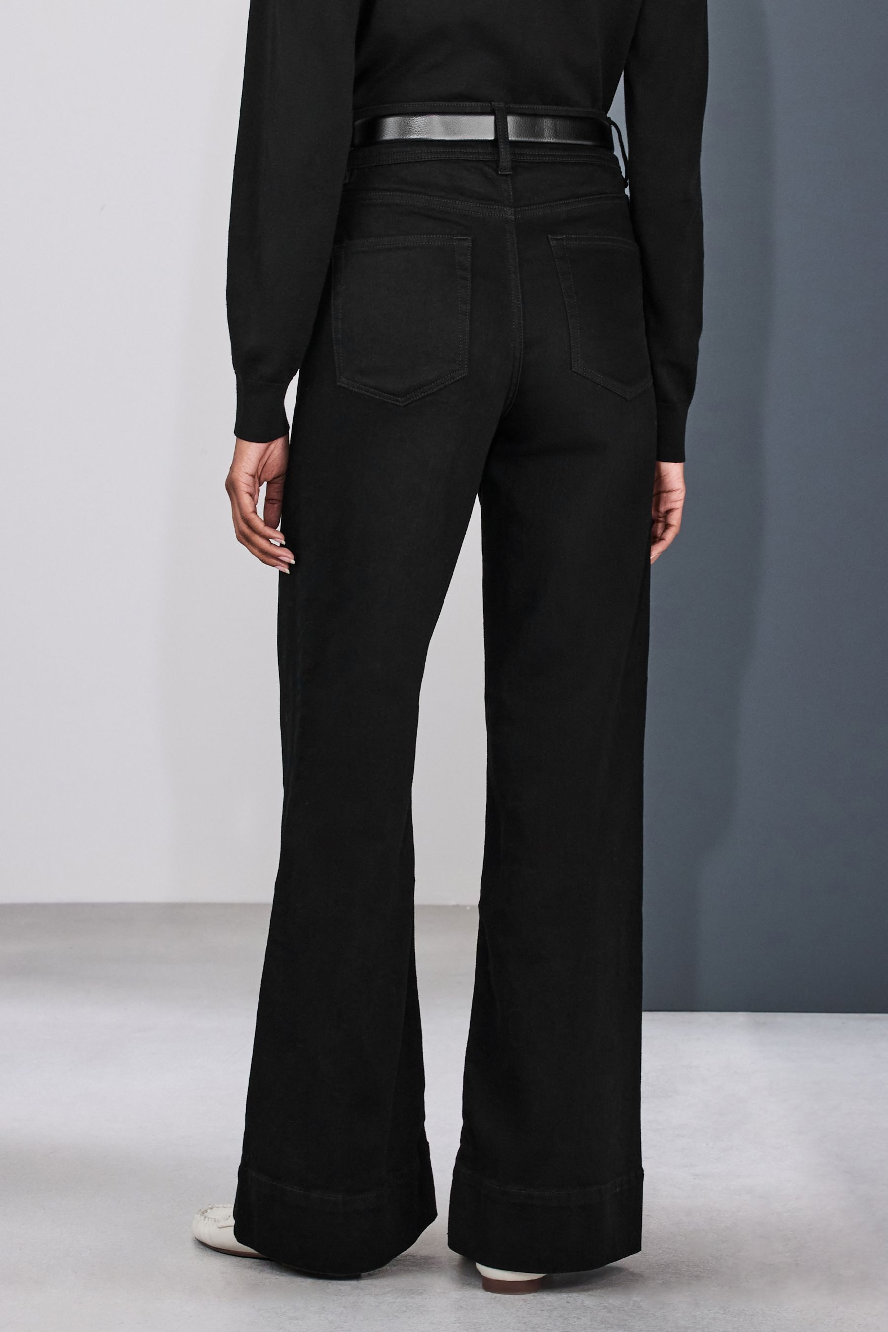 Next Stretch-Jeans Hochbund-Jeans mit weitem Bein und Stretch (1-tlg)