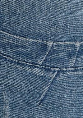H.I.S 5-Pocket-Jeans ednaHS ökologische, wassersparende Produktion durch Ozon Wash