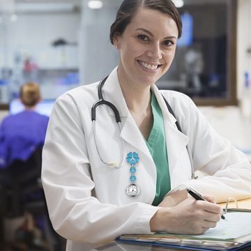 GelldG Taschenuhr Damen Schwesteruhr Pflegeruhr mit Clip Krankenschwesteruhr