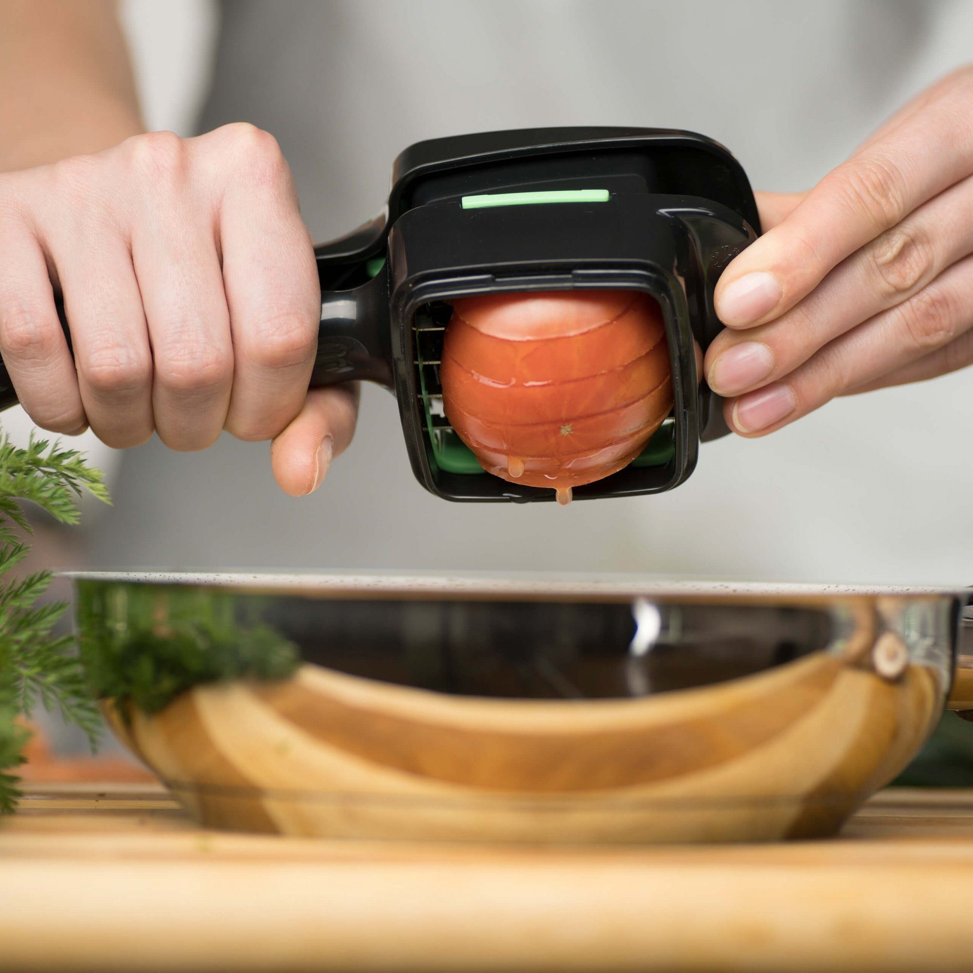 Genius Gemüseschneider Genius Nicer Dicer Quick 7 teilig Set Brombeere, 5 in 1 Multischneider, austauschbaren Messereinsätzen