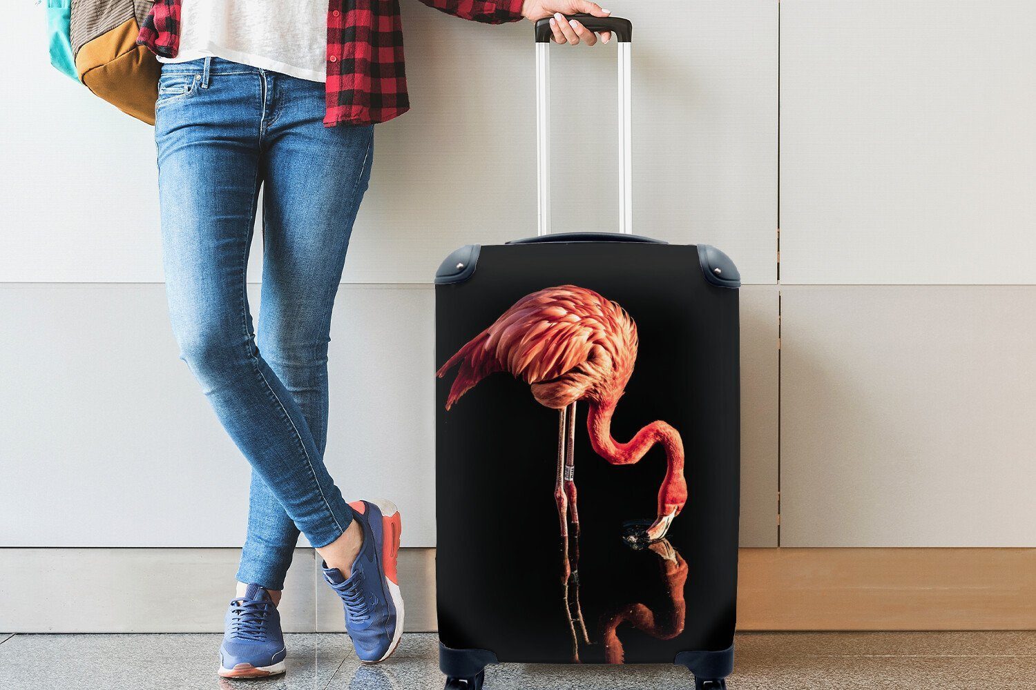 MuchoWow Handgepäckkoffer Reflexion Hintergrund, 4 rollen, Ferien, Handgepäck für Trolley, Flamingos eines Reisetasche mit Rollen, schwarzem auf Reisekoffer