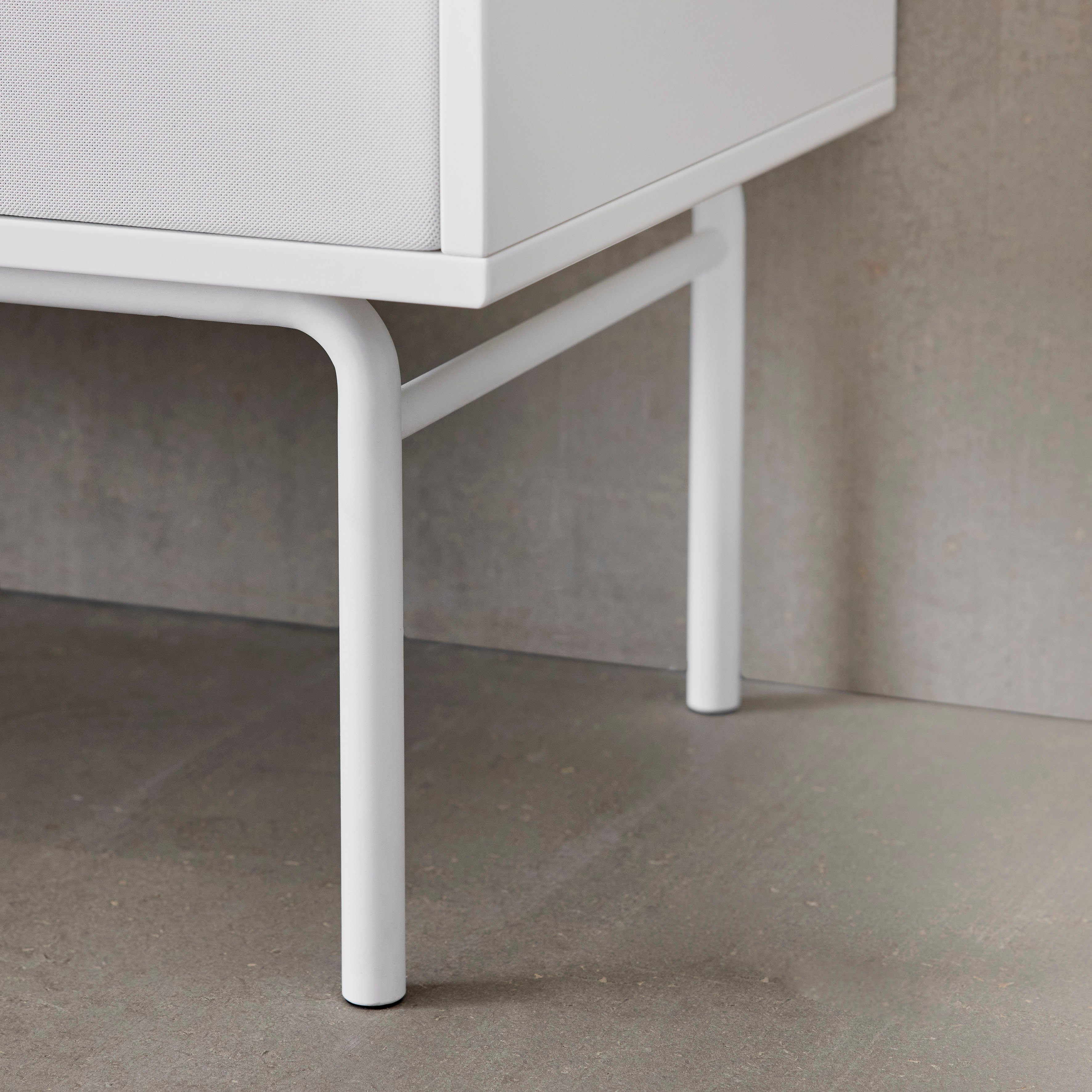 für Hammel 133,8 flexible Weiß Untergestell by cm. Breite Hammel Metall Sockel, Keep 101, Möbelserie Furniture Modul:
