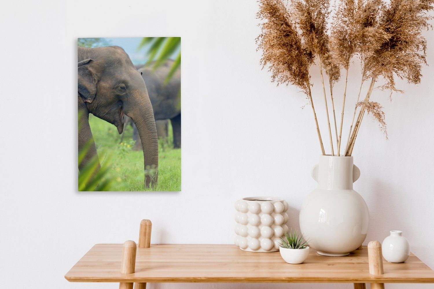 Leinwandbild Tiere, St), Palme Leinwandbild (1 OneMillionCanvasses® Gemälde, 20x30 Zackenaufhänger, fertig bespannt cm - Elefant inkl. -