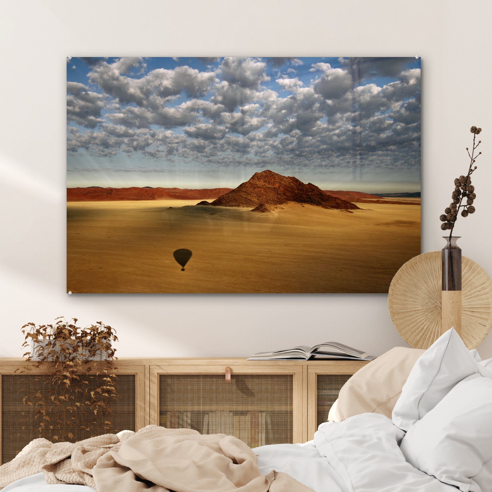Schlafzimmer Acrylglasbilder des, MuchoWow Wolkendecke roten Acrylglasbild & St), den in Farben (1 der Wohnzimmer über Wüste