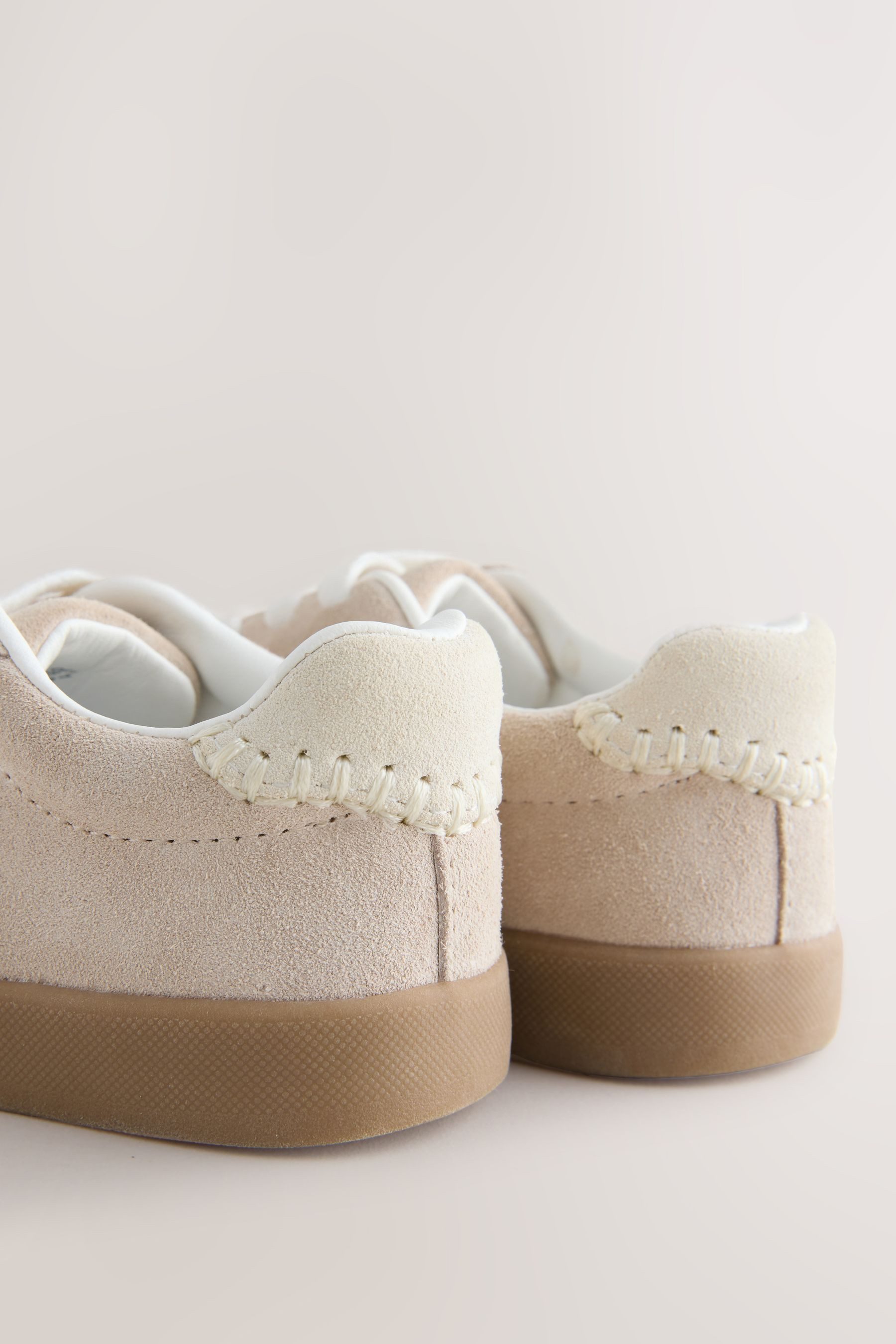 Next Sneaker mit Leoparden-Print und Elastikschnürung Sneaker (1-tlg)