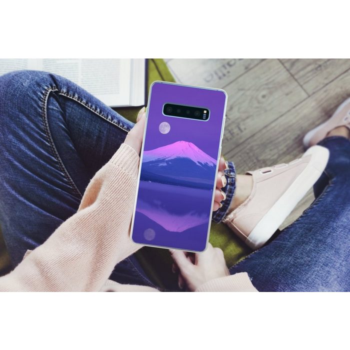 MuchoWow Handyhülle Mond - Berg - Lila Phone Case Handyhülle Samsung Galaxy S10+ Silikon Schutzhülle FN11289