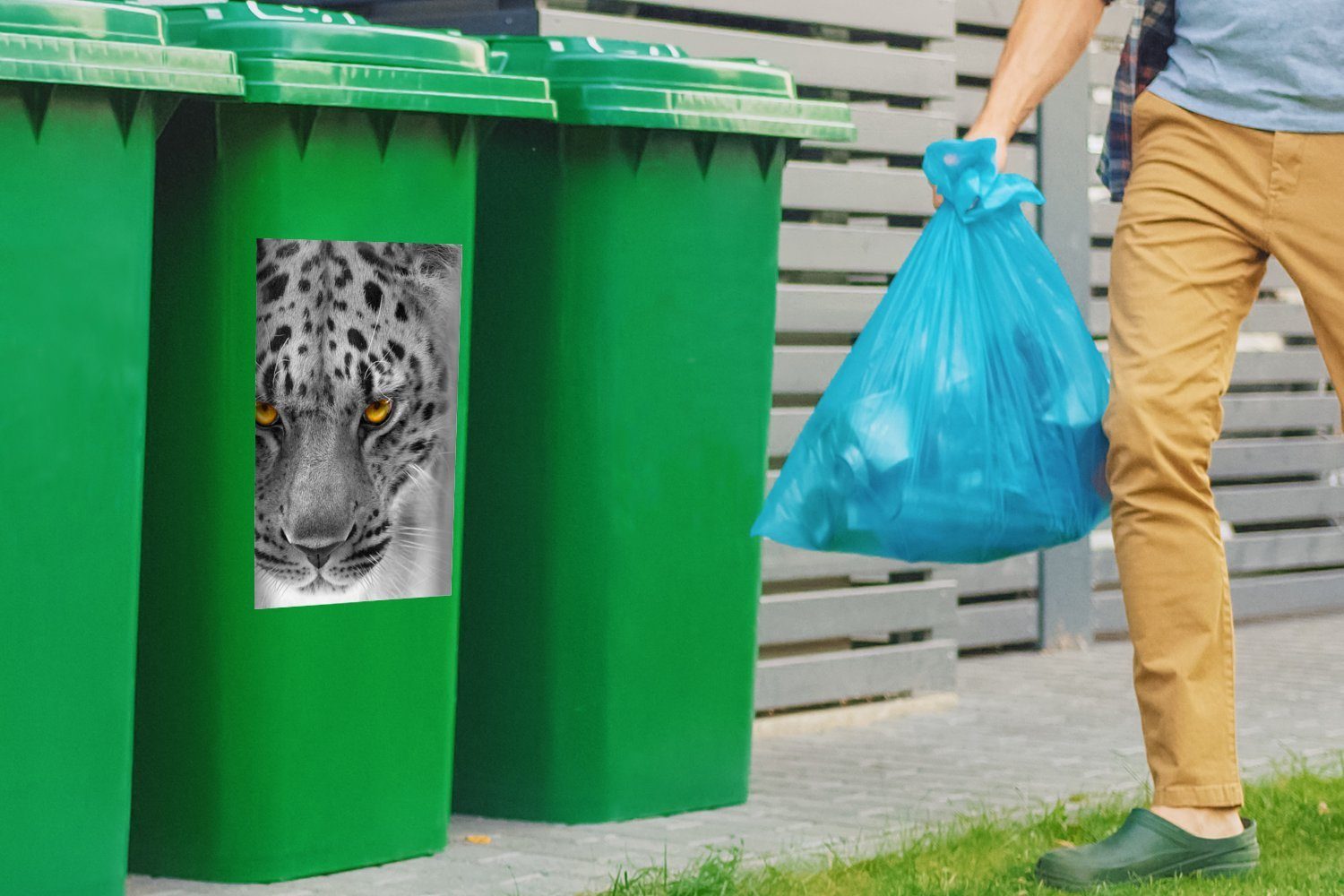 Abfalbehälter St), Mülltonne, - Leopard Schwarz - Wandsticker Mülleimer-aufkleber, MuchoWow Weiß Gelb Container, (1 - Sticker,