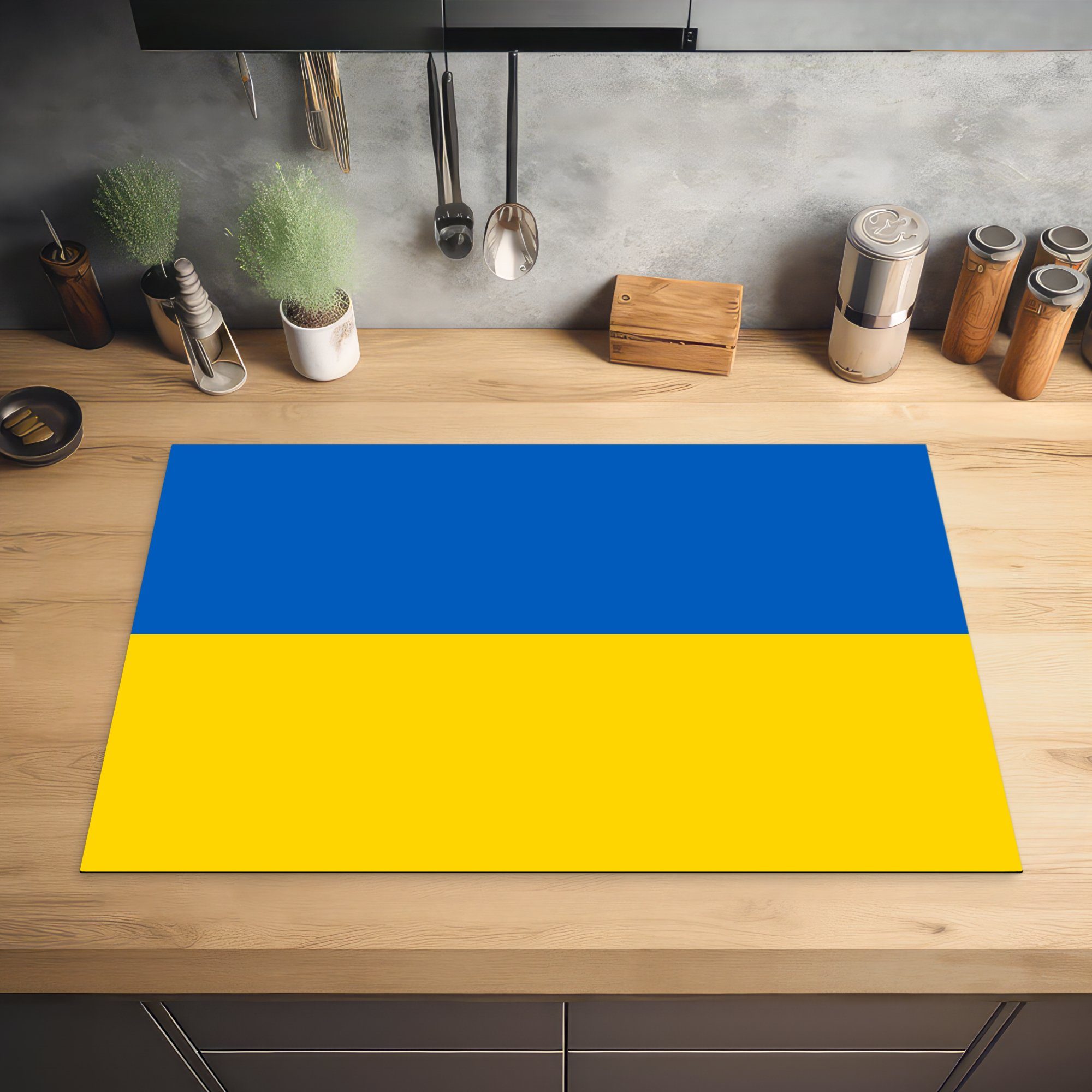 MuchoWow Ukraine, tlg), küche, Ceranfeldabdeckung Schutz 81x52 der für Flagge Bild Induktionskochfeld Herdblende-/Abdeckplatte der cm, (1 Vinyl, die