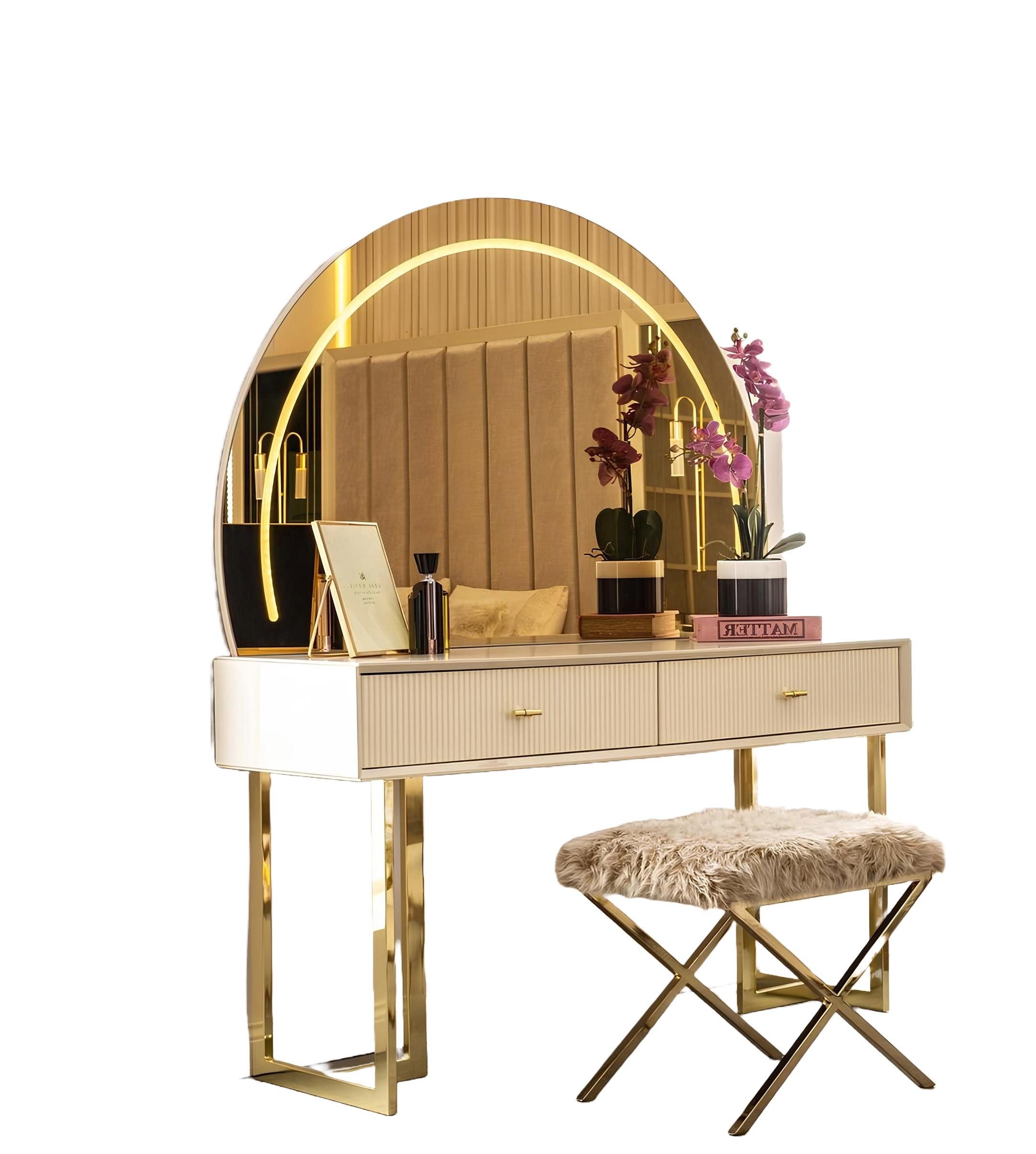 Xlmoebel Schminktisch Goldenes Schlafzimmermöbel mit Designer Schminktisch und Spiegel (Schminktisch mit Spiegel), Hergestellt in Europa